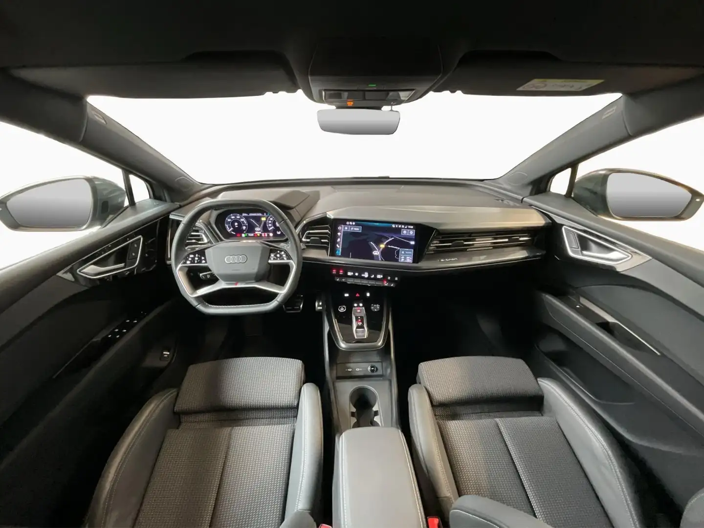 Audi Q4 e-tron 82kWh+Advanced+e-tron45+SB Silver - 2