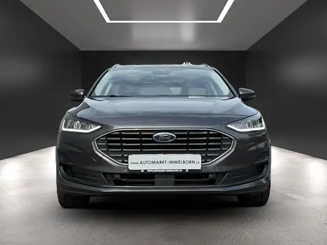 Ford Focus view 9