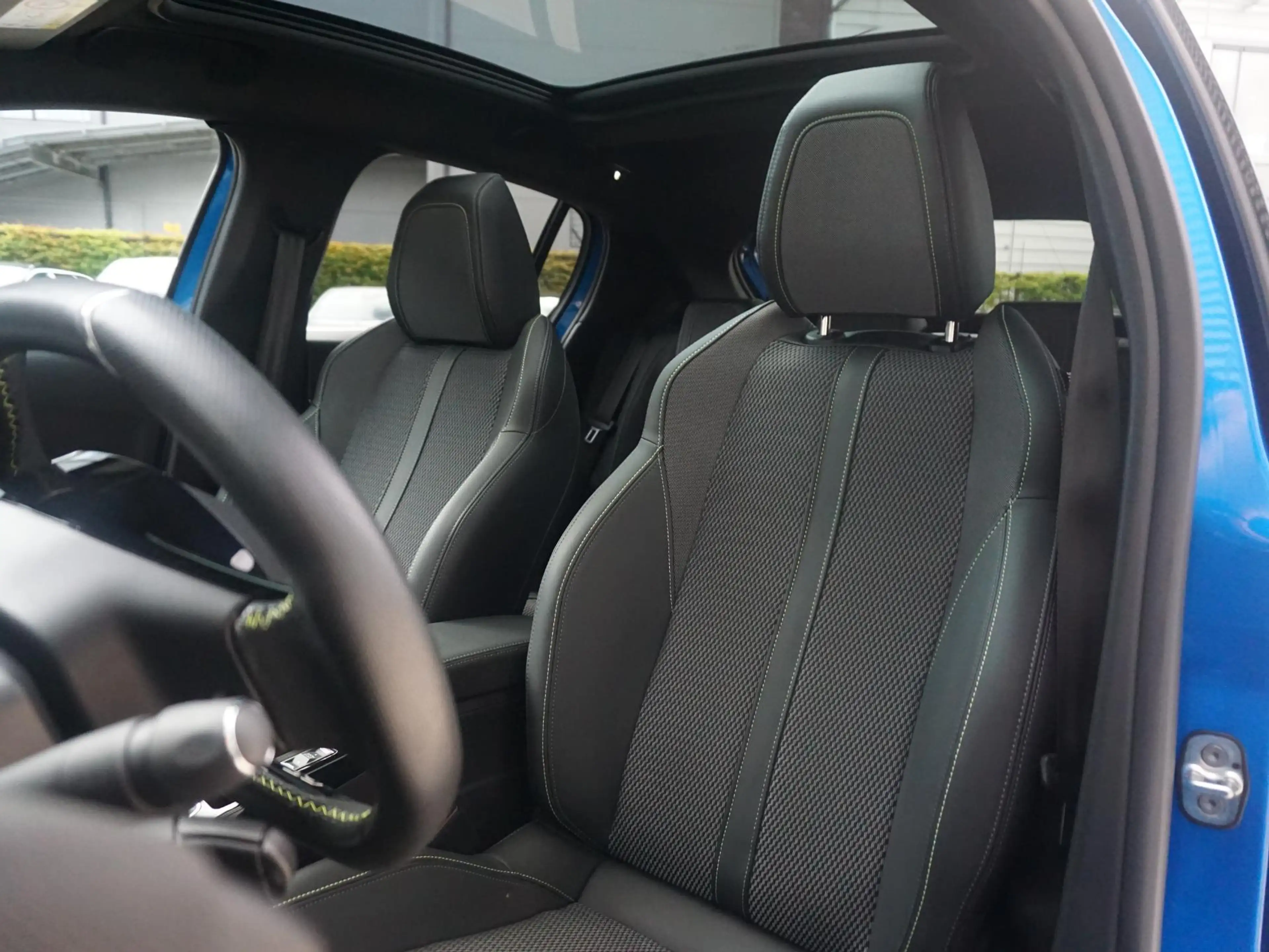 Peugeot 208 1.2 PureTech 100 GT | 360 camera | Panoramadak | C — photo 12