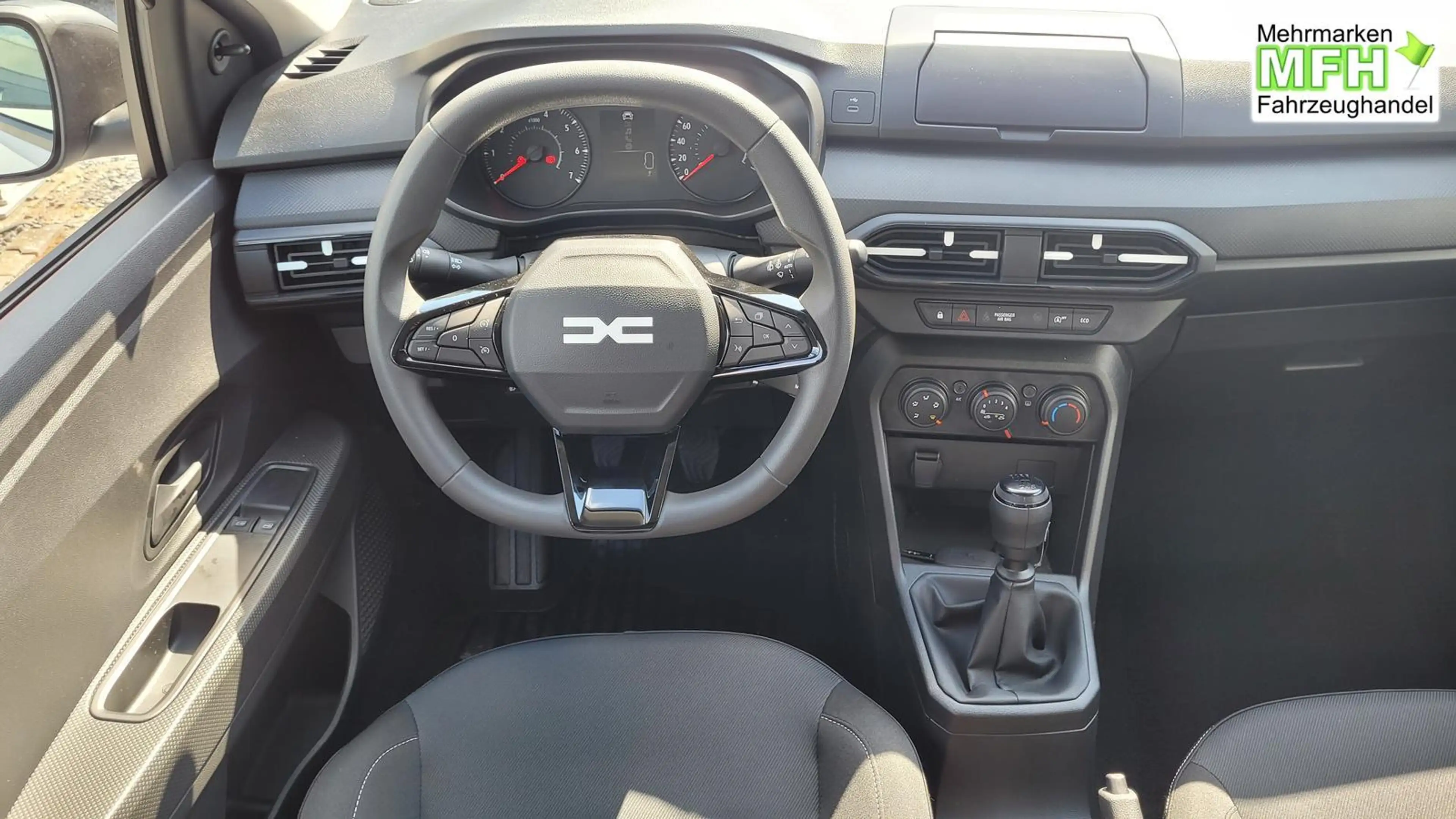 Dacia Sandero Essential TCe 100 MJ26 Tempomat*Klima*DAB*PDC 7... — photo 8
