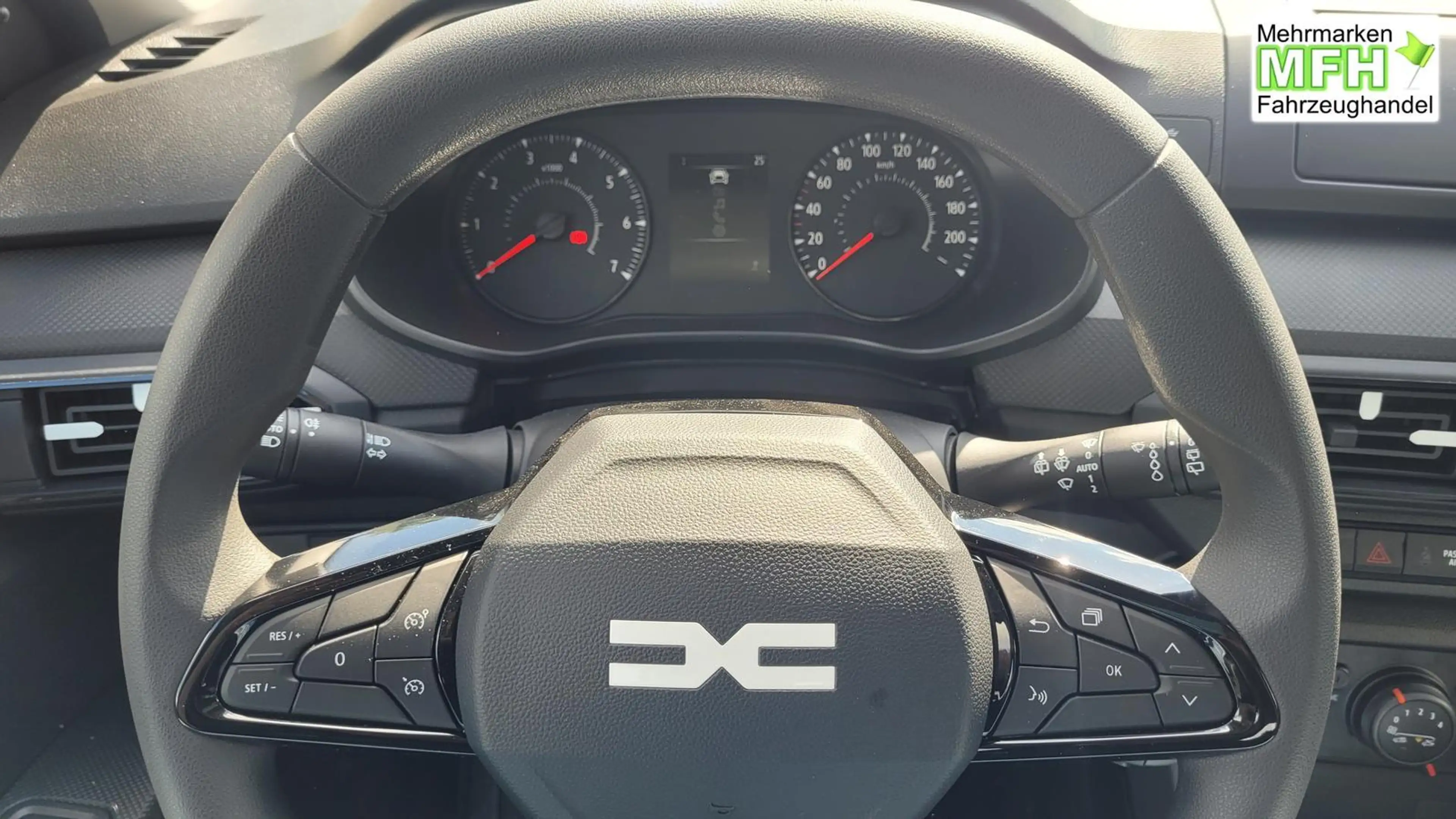 Dacia Sandero Essential TCe 100 MJ26 Tempomat*Klima*DAB*PDC 7... — photo 13