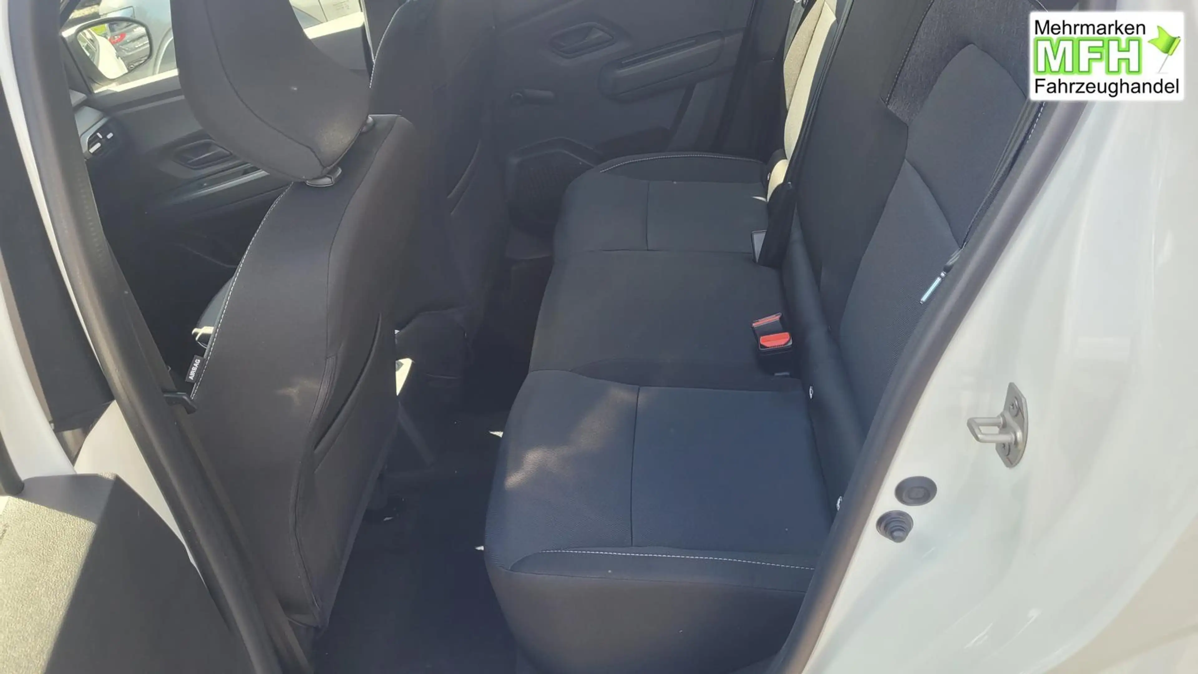 Dacia Sandero Essential TCe 100 MJ26 Tempomat*Klima*DAB*PDC 7... — photo 9