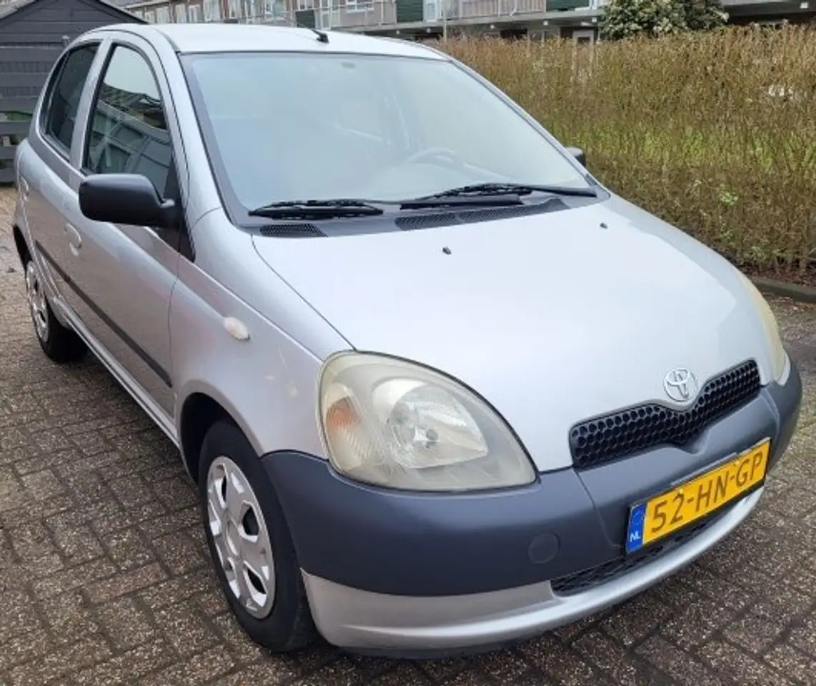 Toyota Yaris 1.0-16V VVT-i Terra met afneembare Trekhaak, foto 4