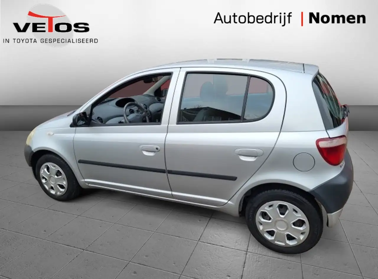 Toyota Yaris 1.0-16V VVT-i Terra met afneembare Trekhaak, foto 1