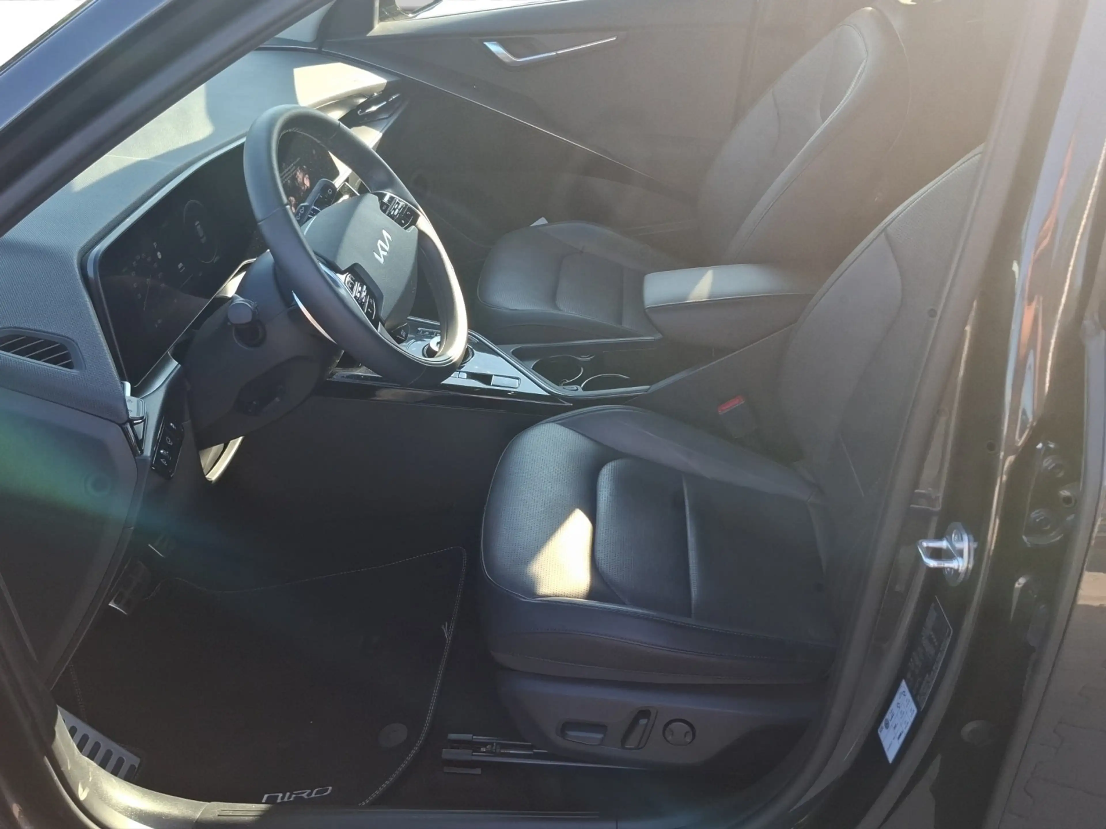 Kia Niro Inspiration (648kWh) e- HUD+Kam.+LED+SD — photo 10