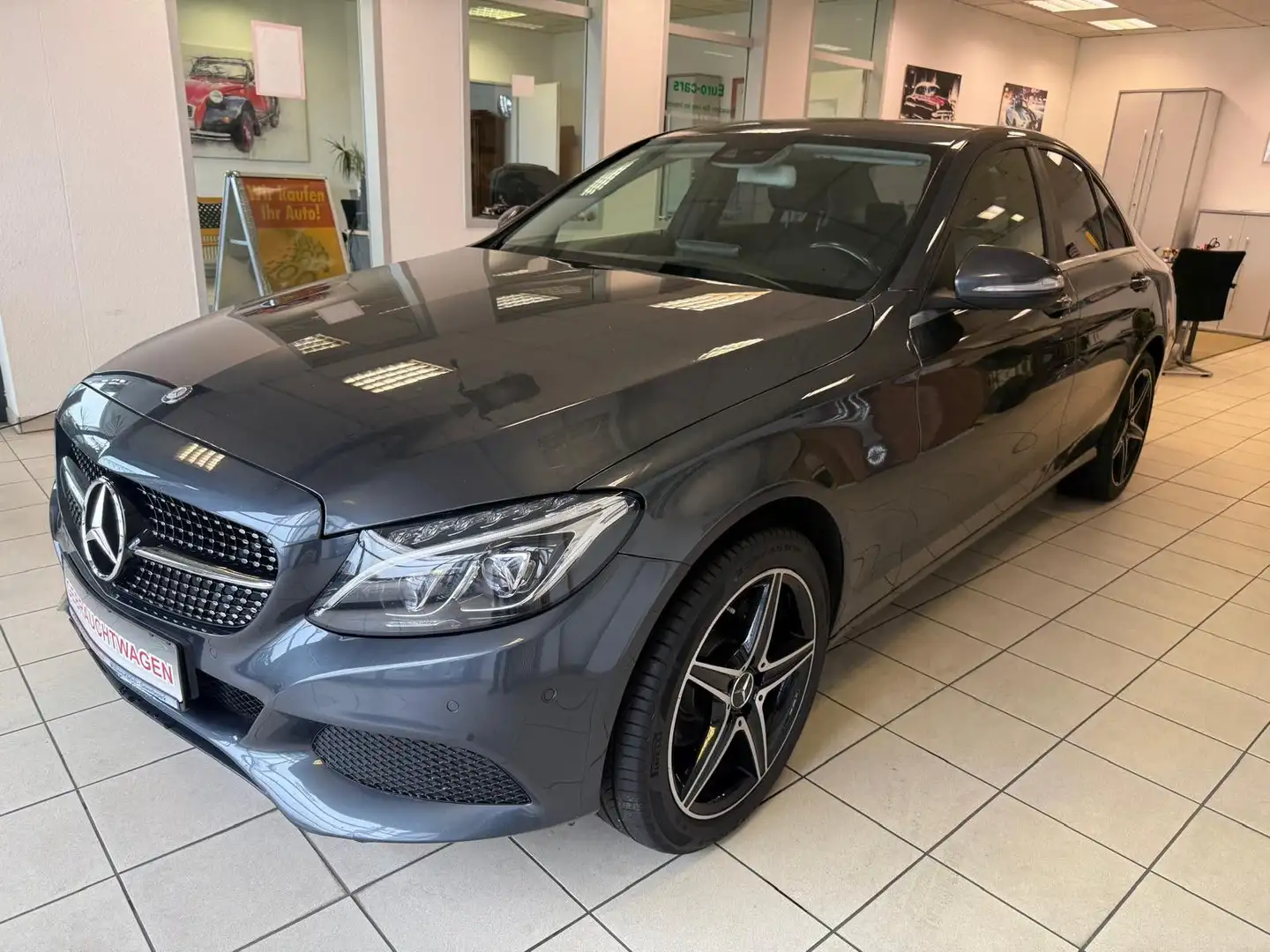 Mercedes-Benz C 220 C -Klasse Lim.C 220 BlueTec / LED/AHK/NAV Grijs - 1