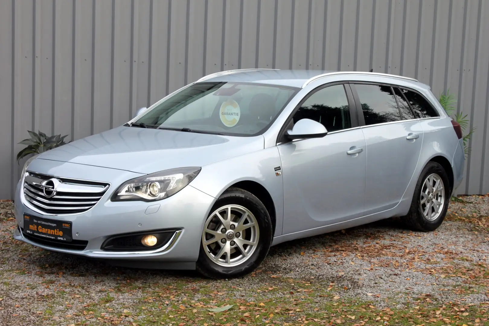 Opel Insignia 1.4 Turbo Sports Tourer Business Edition Silber - 1