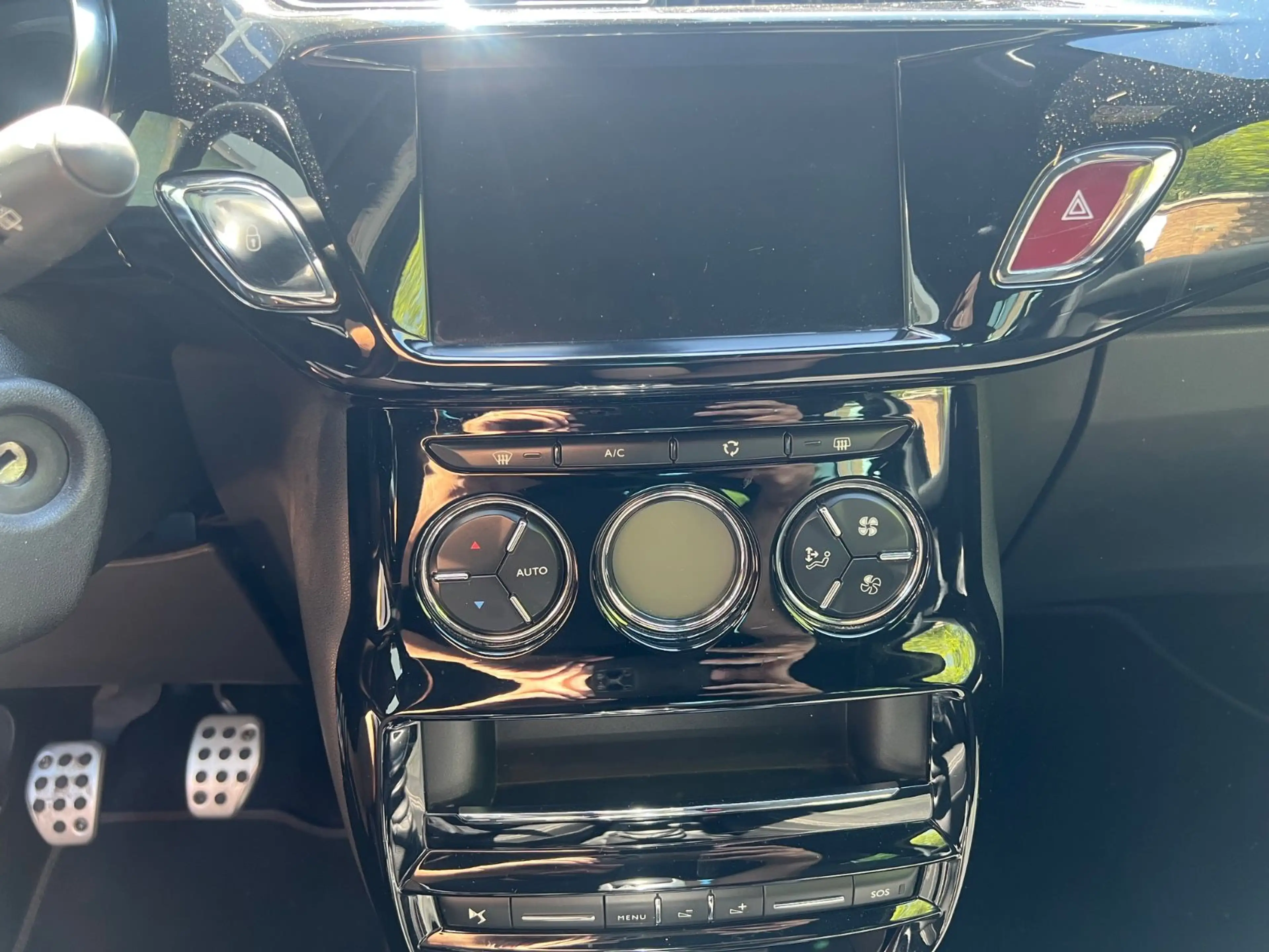 DS Automobiles DS 3 DS 3 Performance Line"Xenon"Navi"Kamera"SHZ" — photo 11