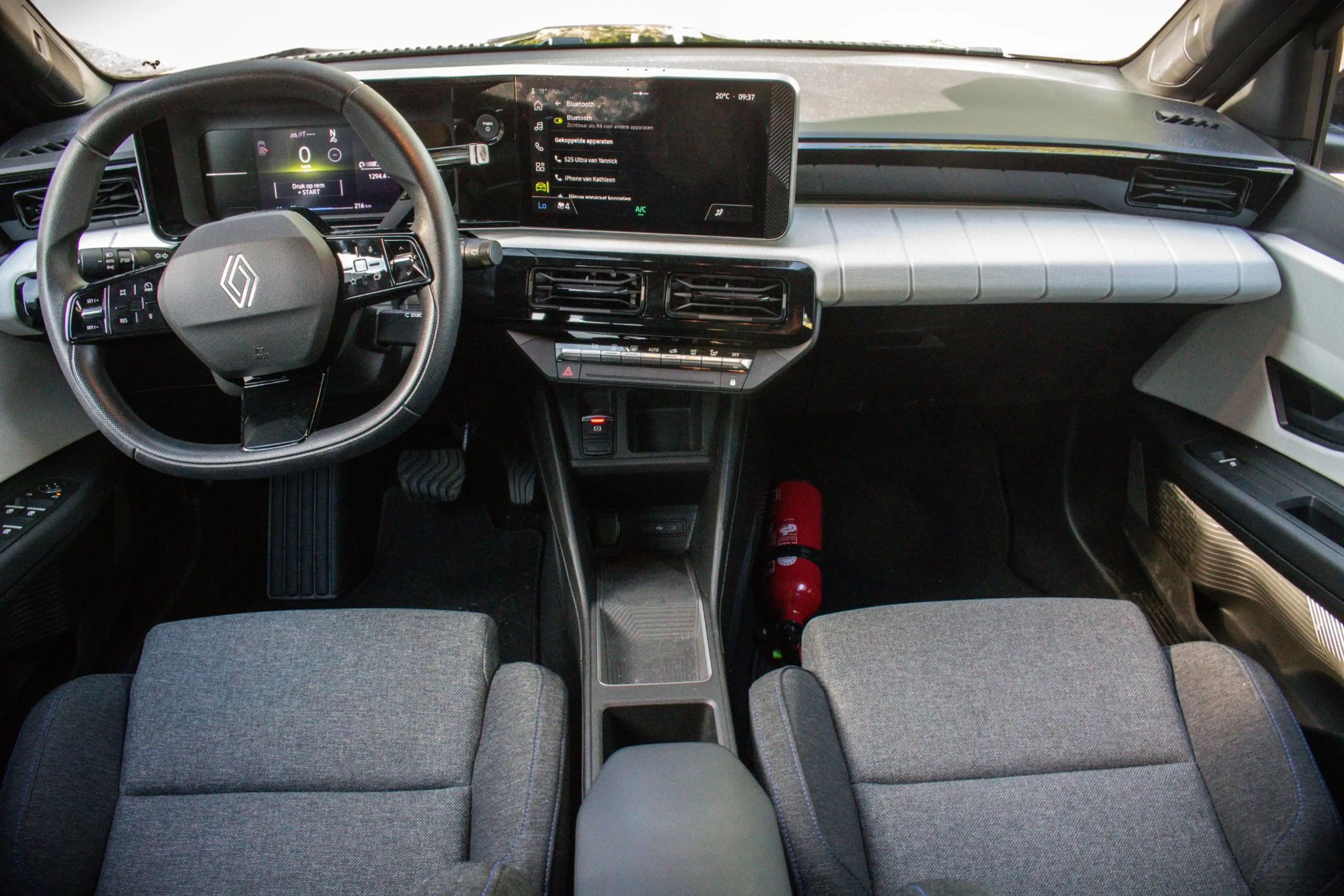 Renault R 4 E-Tech electric 150 hp comfort range Evolution | D — photo 2