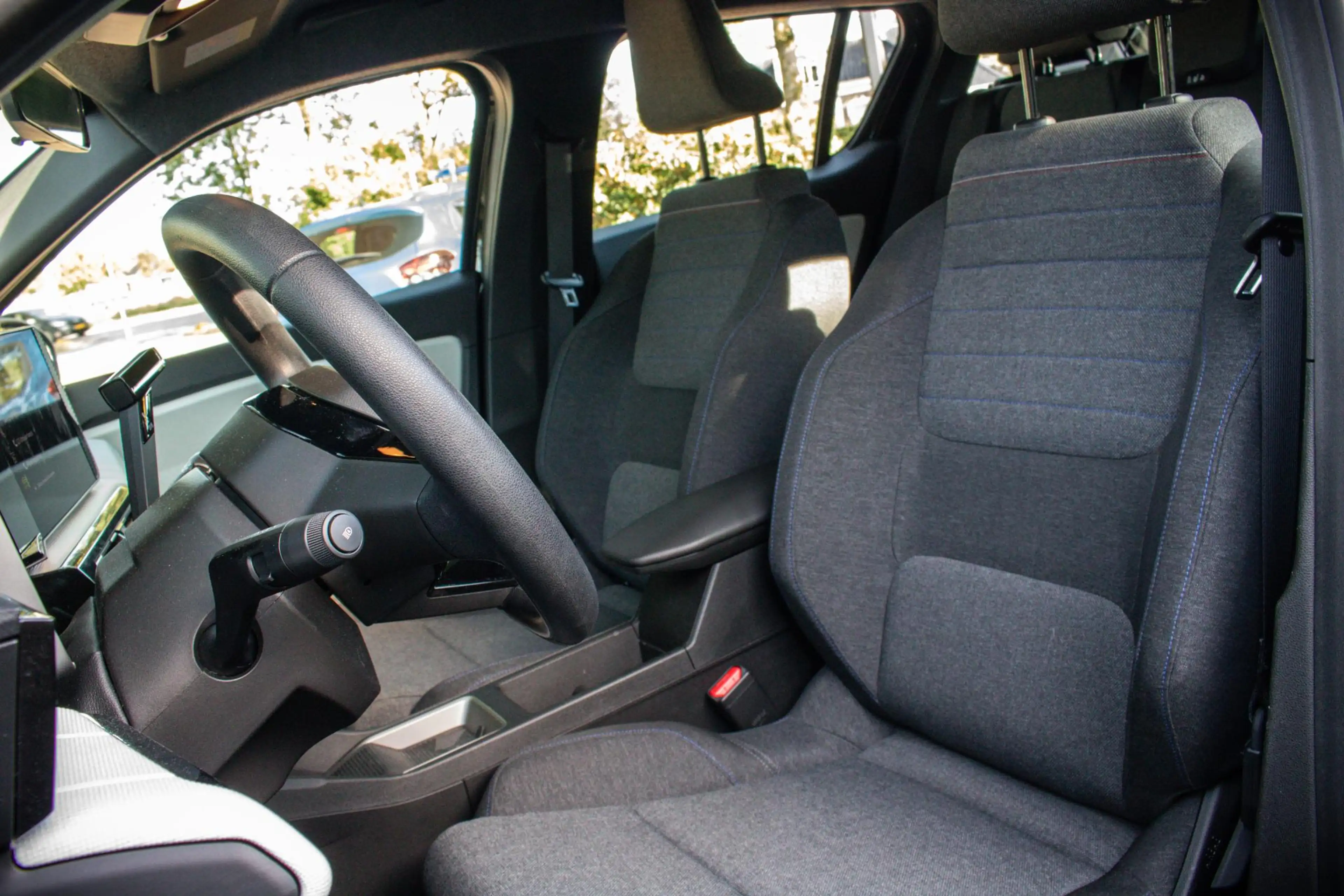 Renault R 4 E-Tech electric 150 hp comfort range Evolution | D — photo 6