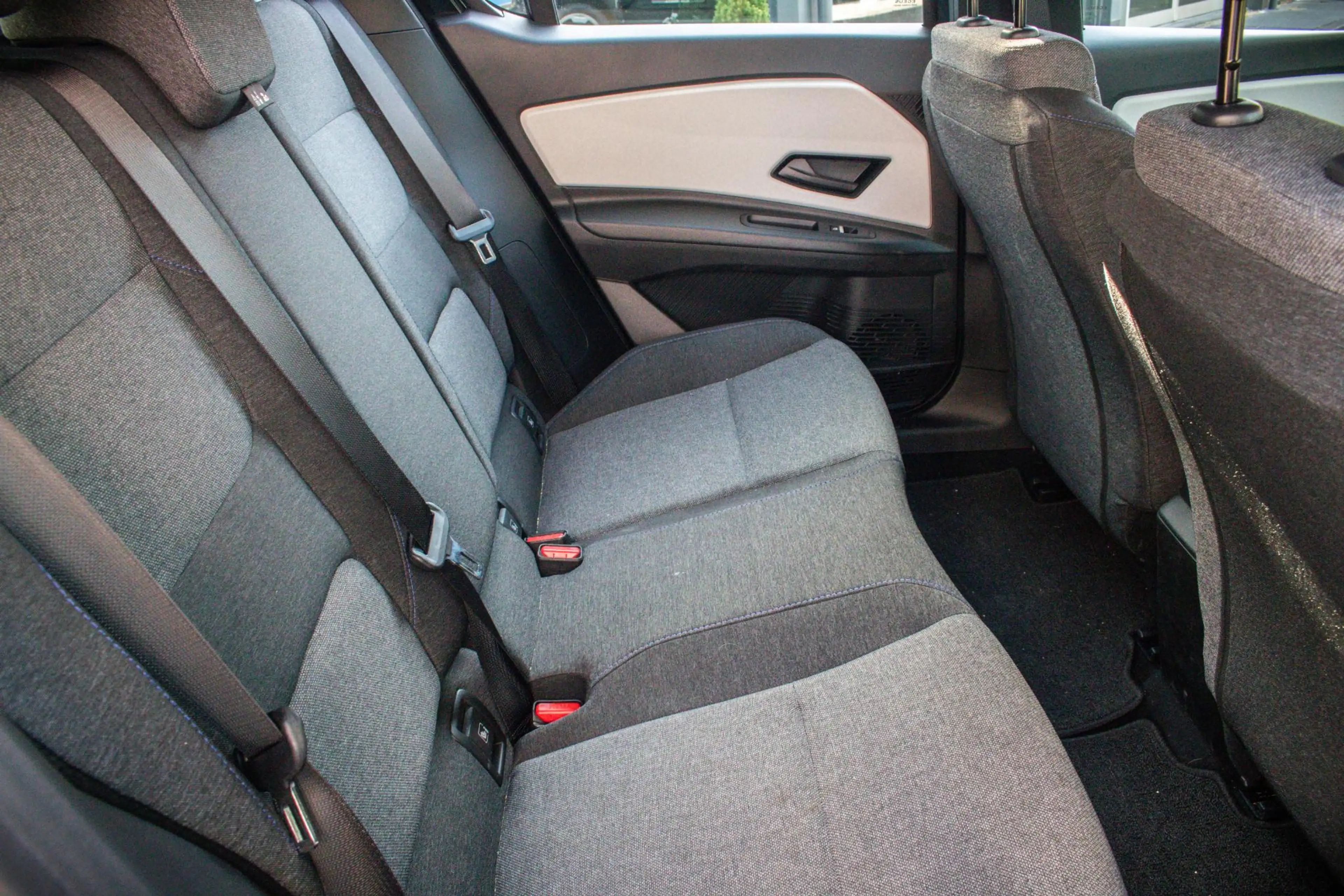 Renault R 4 E-Tech electric 150 hp comfort range Evolution | D — photo 16