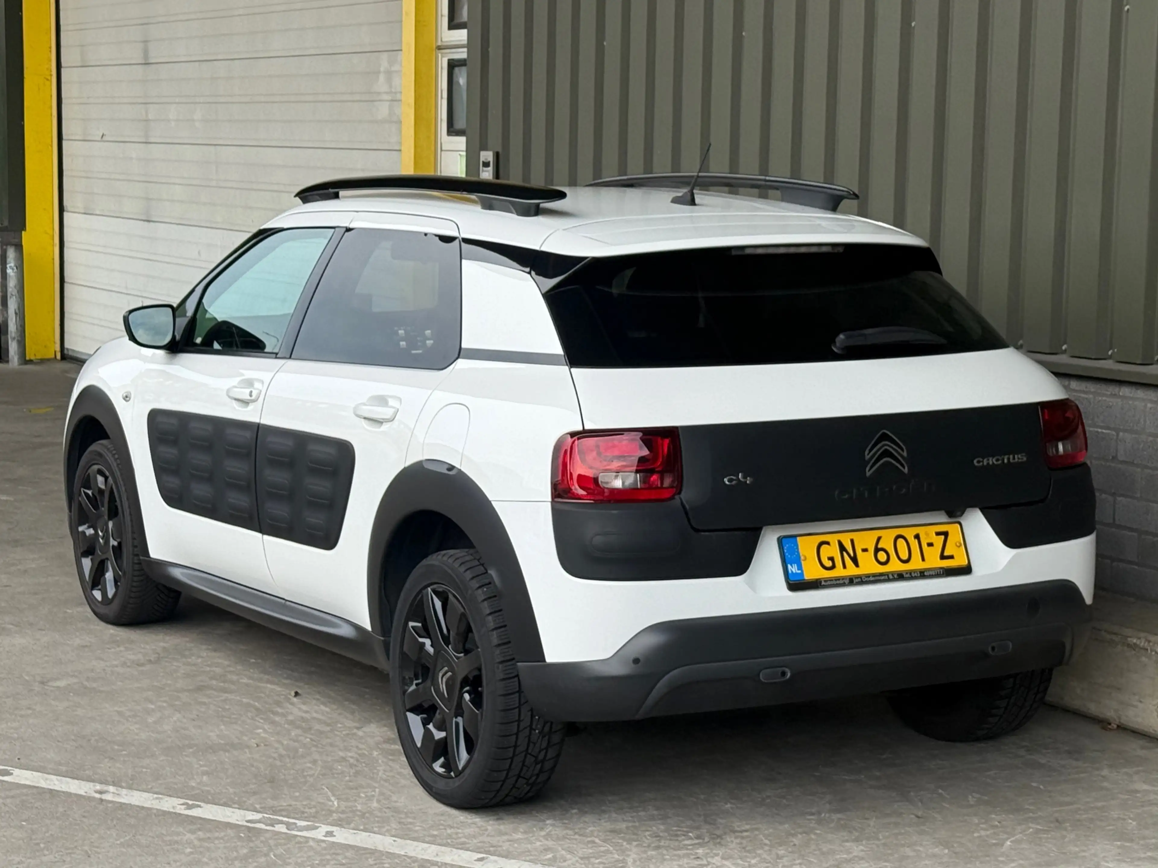 Citroen C4 Cactus 1.2 e-VTi Shine Automaat / leer / stoelverwarming — photo 6