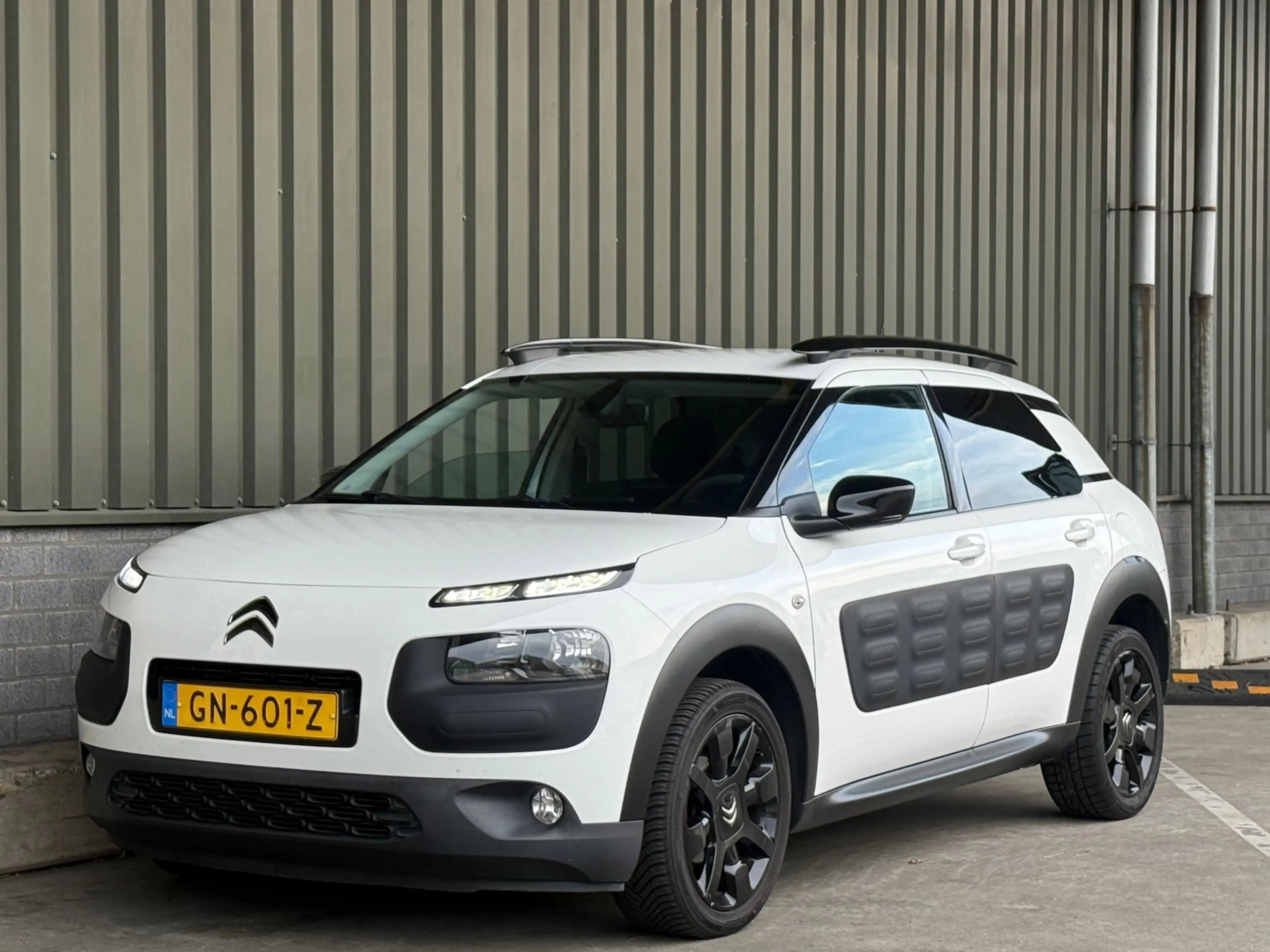 Citroen C4 Cactus 1.2 e-VTi Shine Automaat / leer / stoelverwarming — photo 8