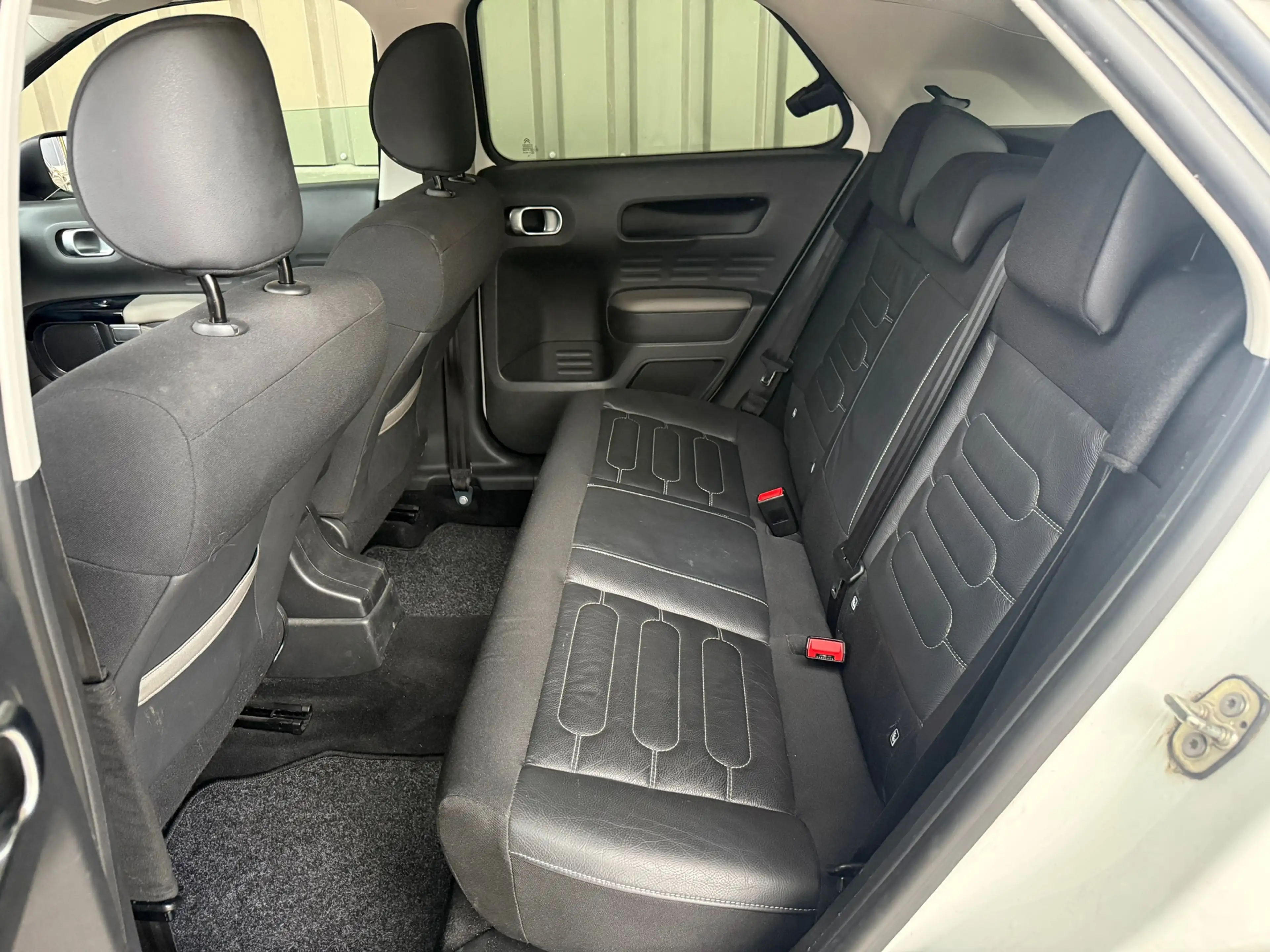 Citroen C4 Cactus 1.2 e-VTi Shine Automaat / leer / stoelverwarming — photo 15