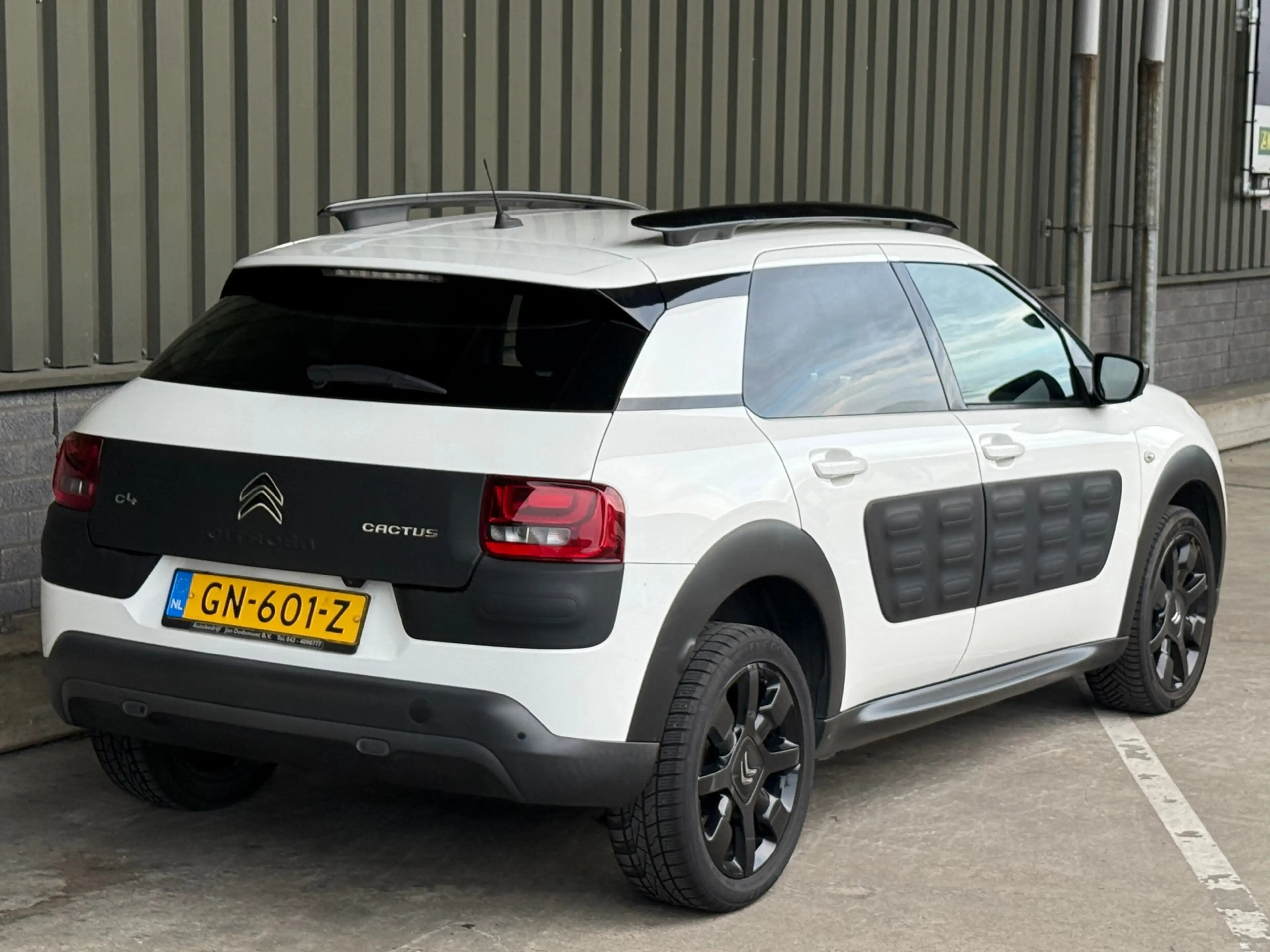 Citroen C4 Cactus 1.2 e-VTi Shine Automaat / leer / stoelverwarming — photo 5