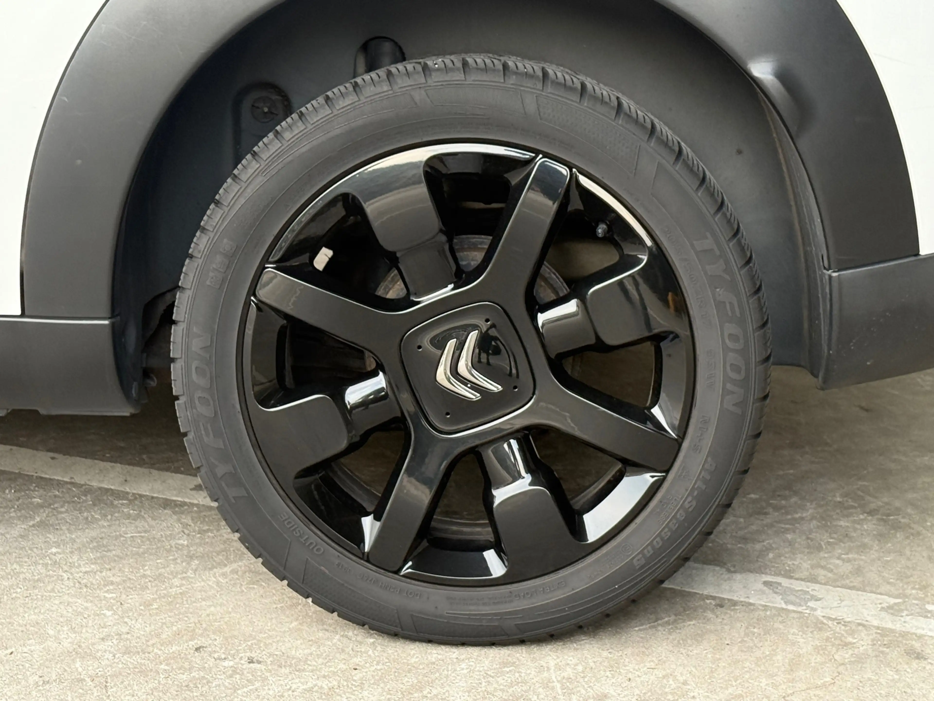 Citroen C4 Cactus 1.2 e-VTi Shine Automaat / leer / stoelverwarming — photo 12