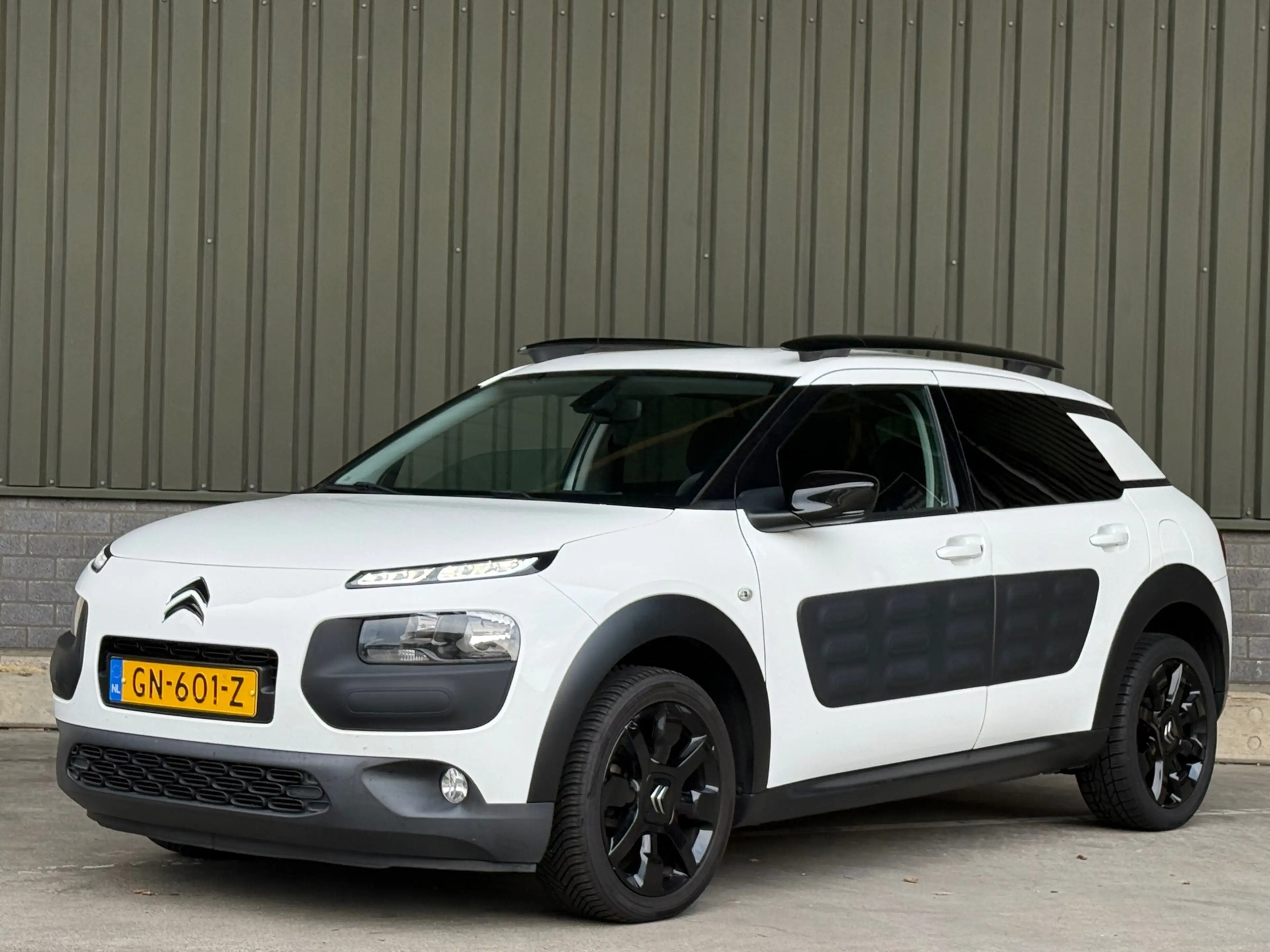 Citroen C4 Cactus 1.2 e-VTi Shine Automaat / leer / stoelverwarming — photo 10
