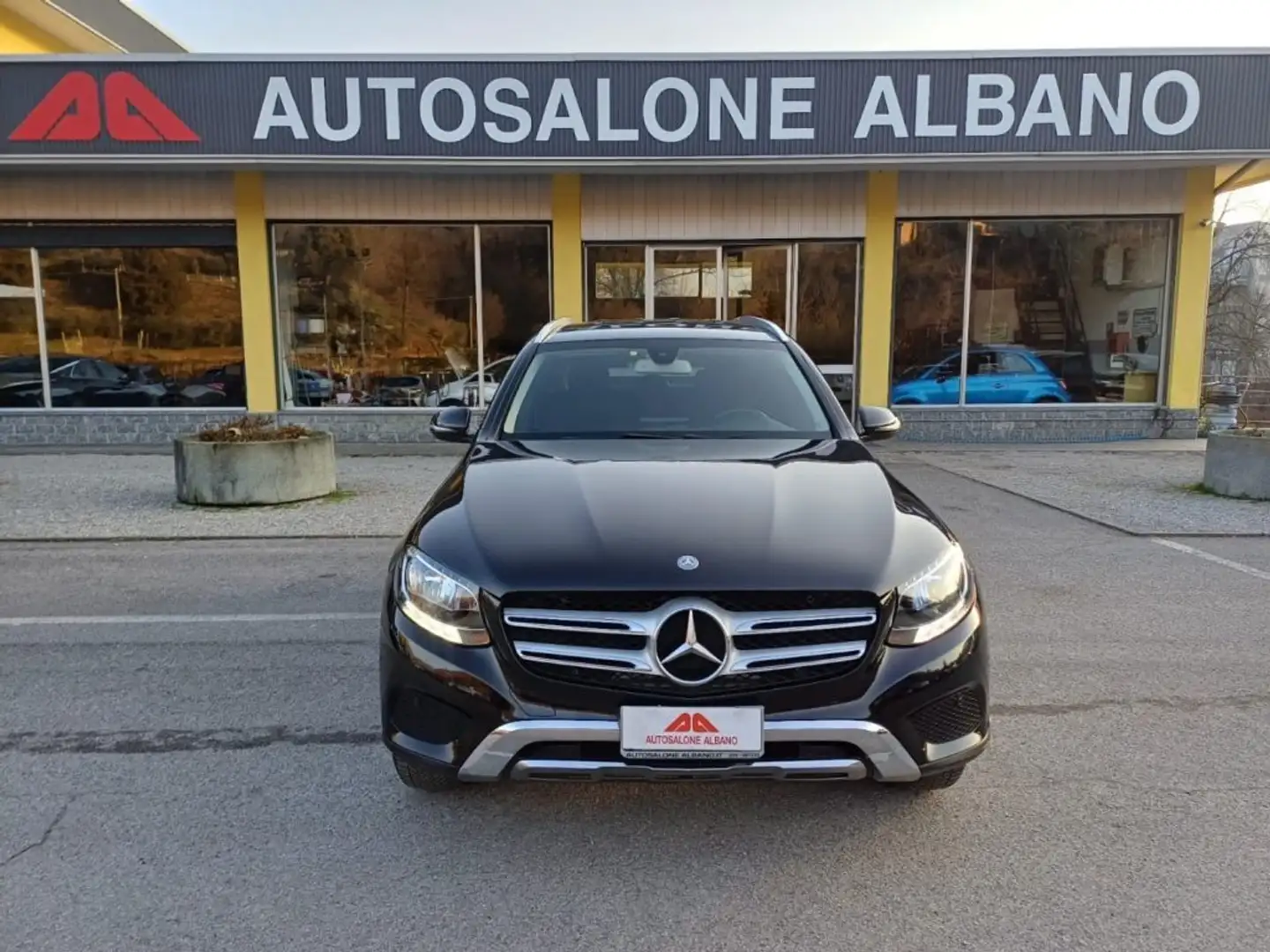 Mercedes-Benz GLC 220 d 4Matic Sport Black - 2