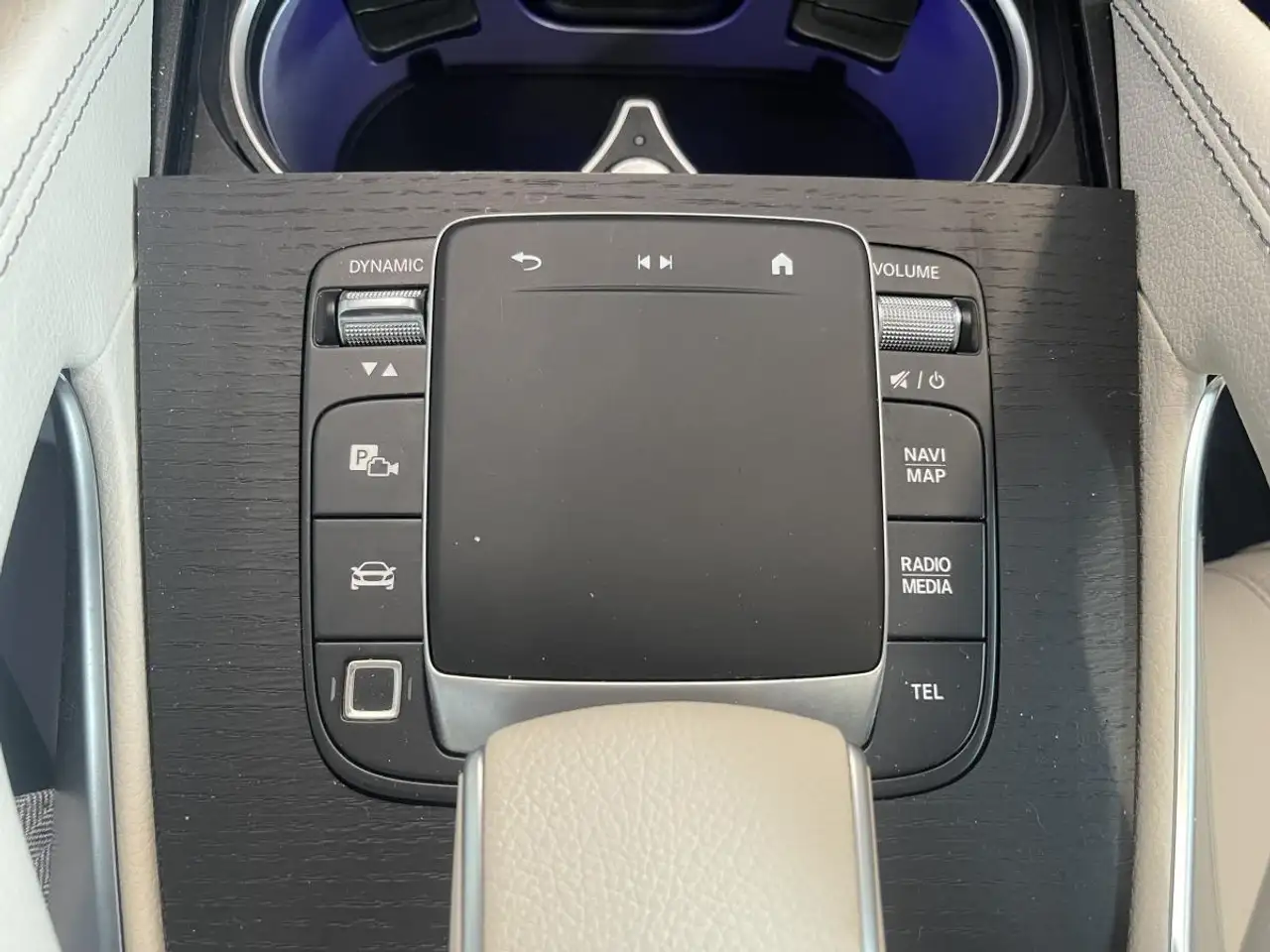 Mercedes-Benz GLS снимка Mercedes-Benz GLS