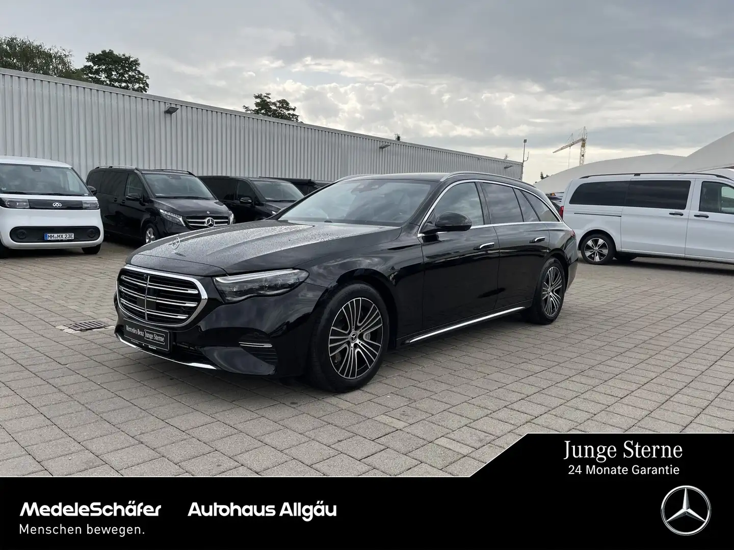 Mercedes-Benz E 220 E 220 T d 4M EXCLUSIVE LEDER Pano Distronic 360° Schwarz - 1