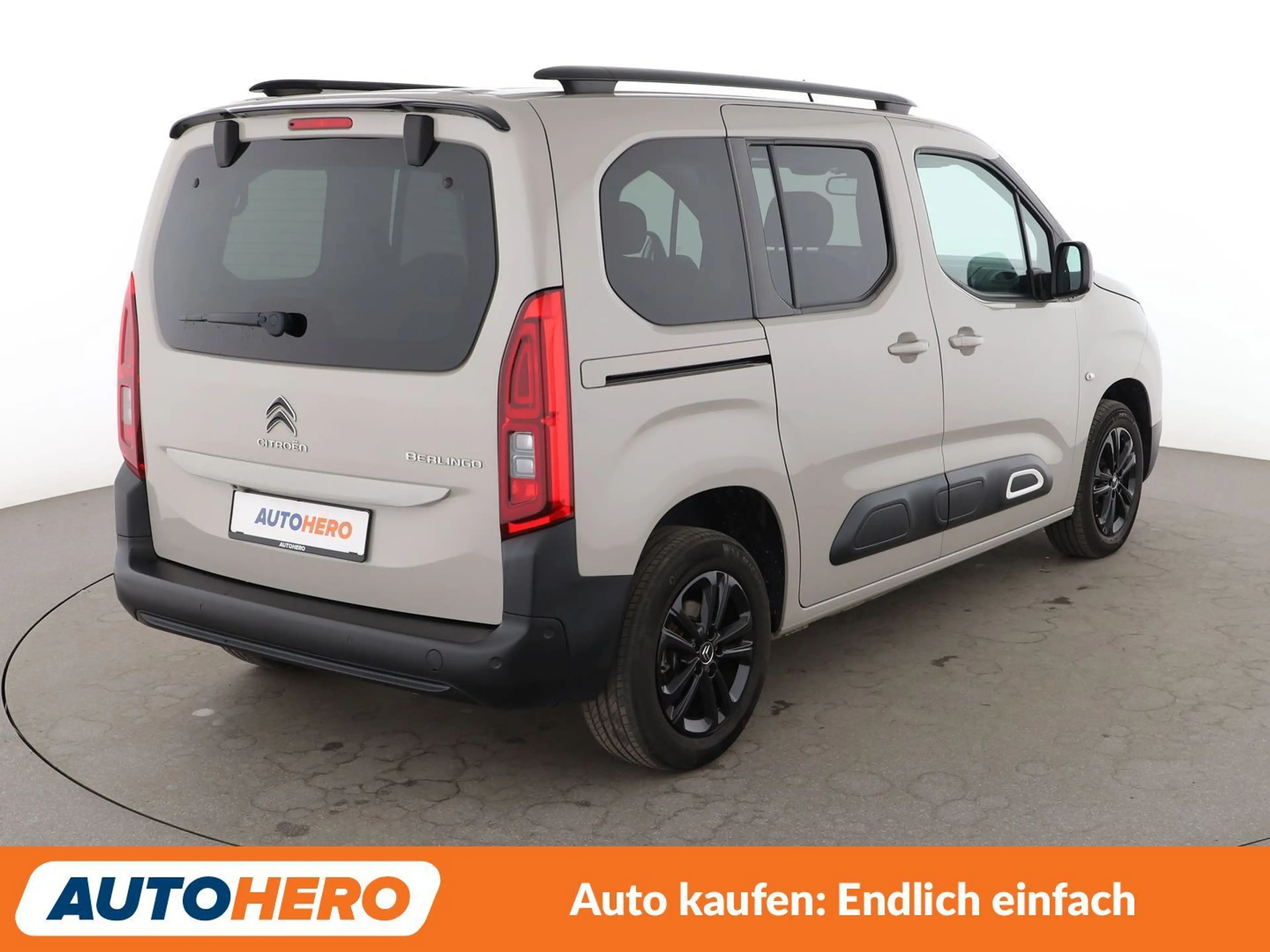 Citroen Berlingo 1.2 PureTech Shine M Aut.*NAVI*SPUR*PDC*SHZ* — photo 6
