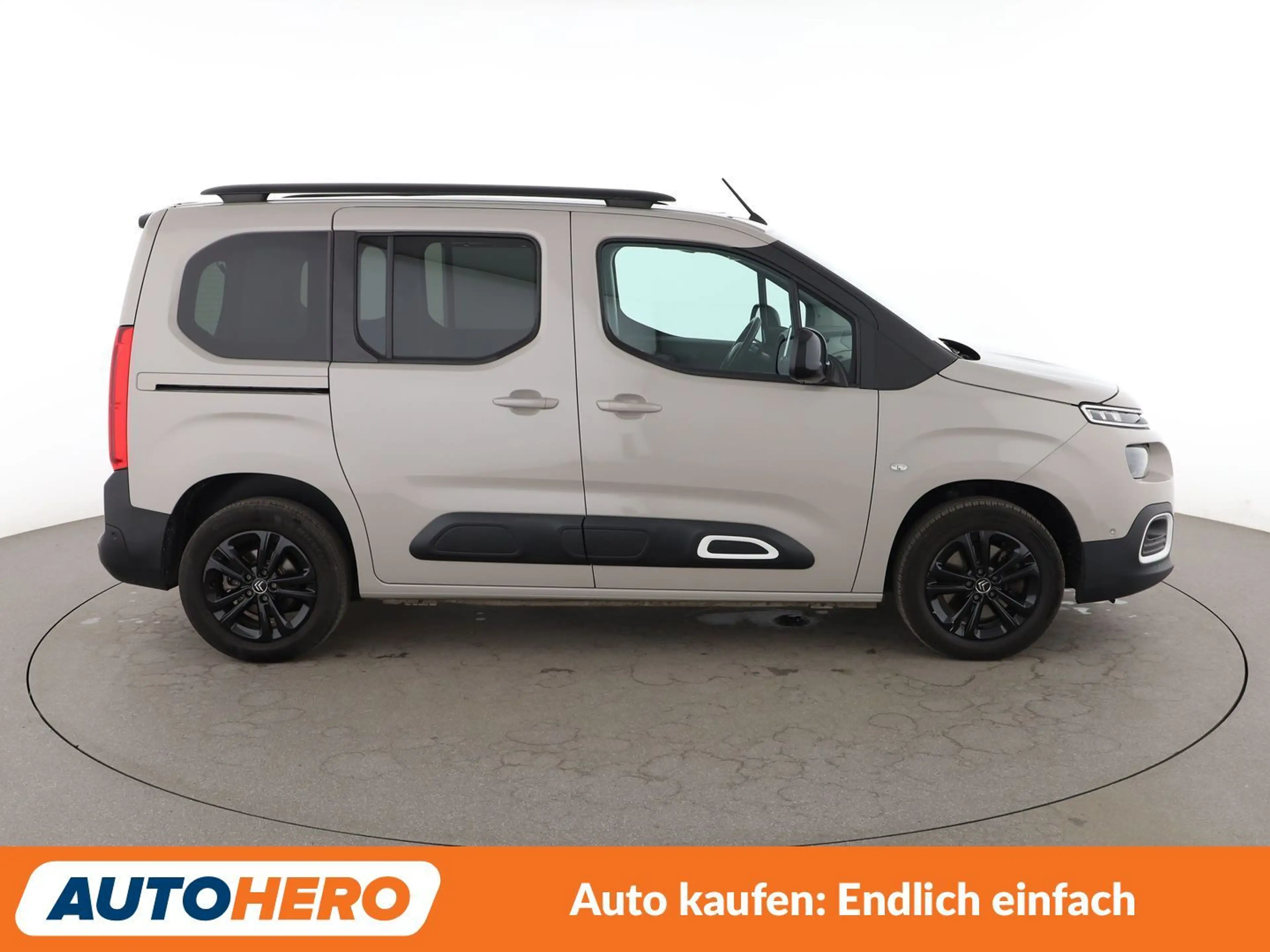 Citroen Berlingo 1.2 PureTech Shine M Aut.*NAVI*SPUR*PDC*SHZ* — photo 7