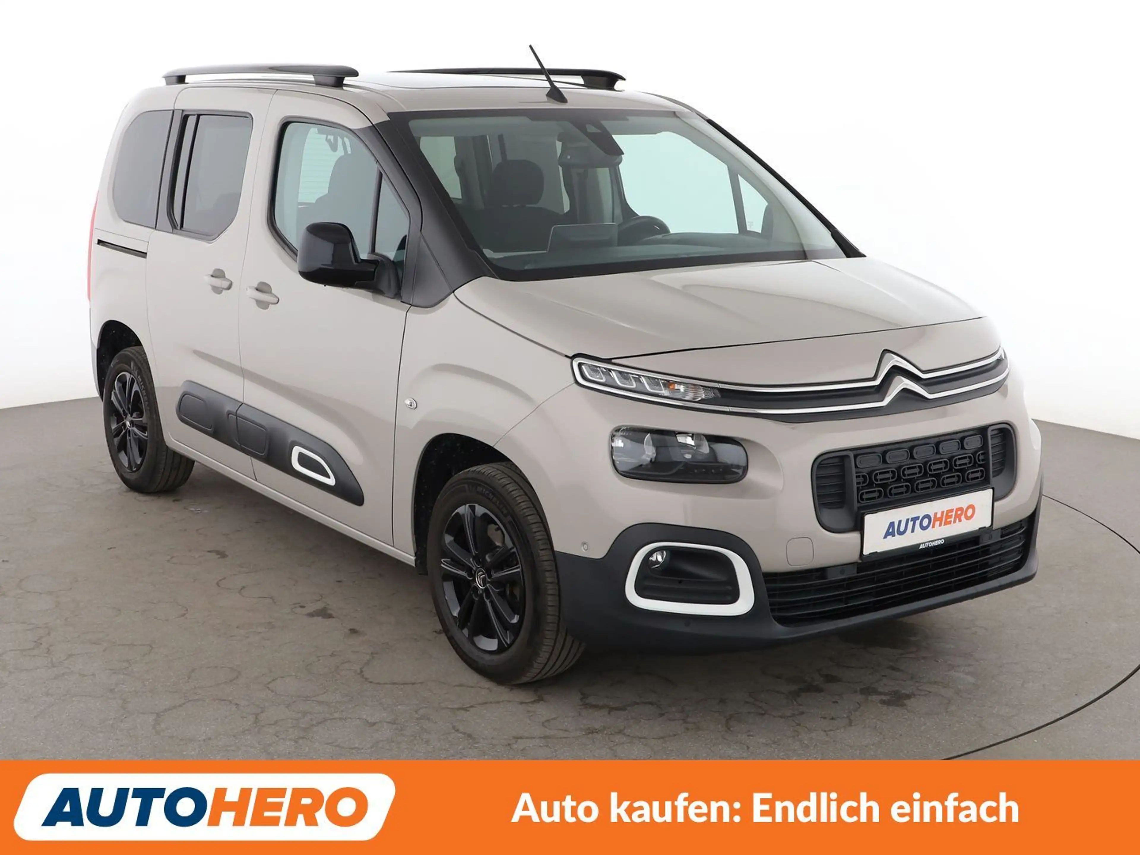 Citroen Berlingo 1.2 PureTech Shine M Aut.*NAVI*SPUR*PDC*SHZ* — photo 8