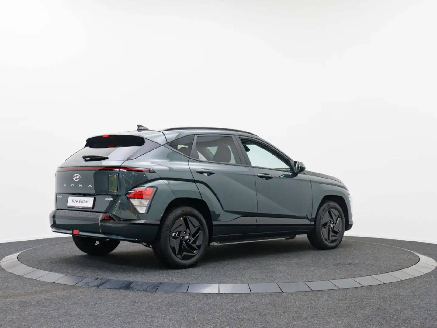 Hyundai KONA Electric 64,8 kWh Pure Edition | Navigatie | Parke Groen - 2