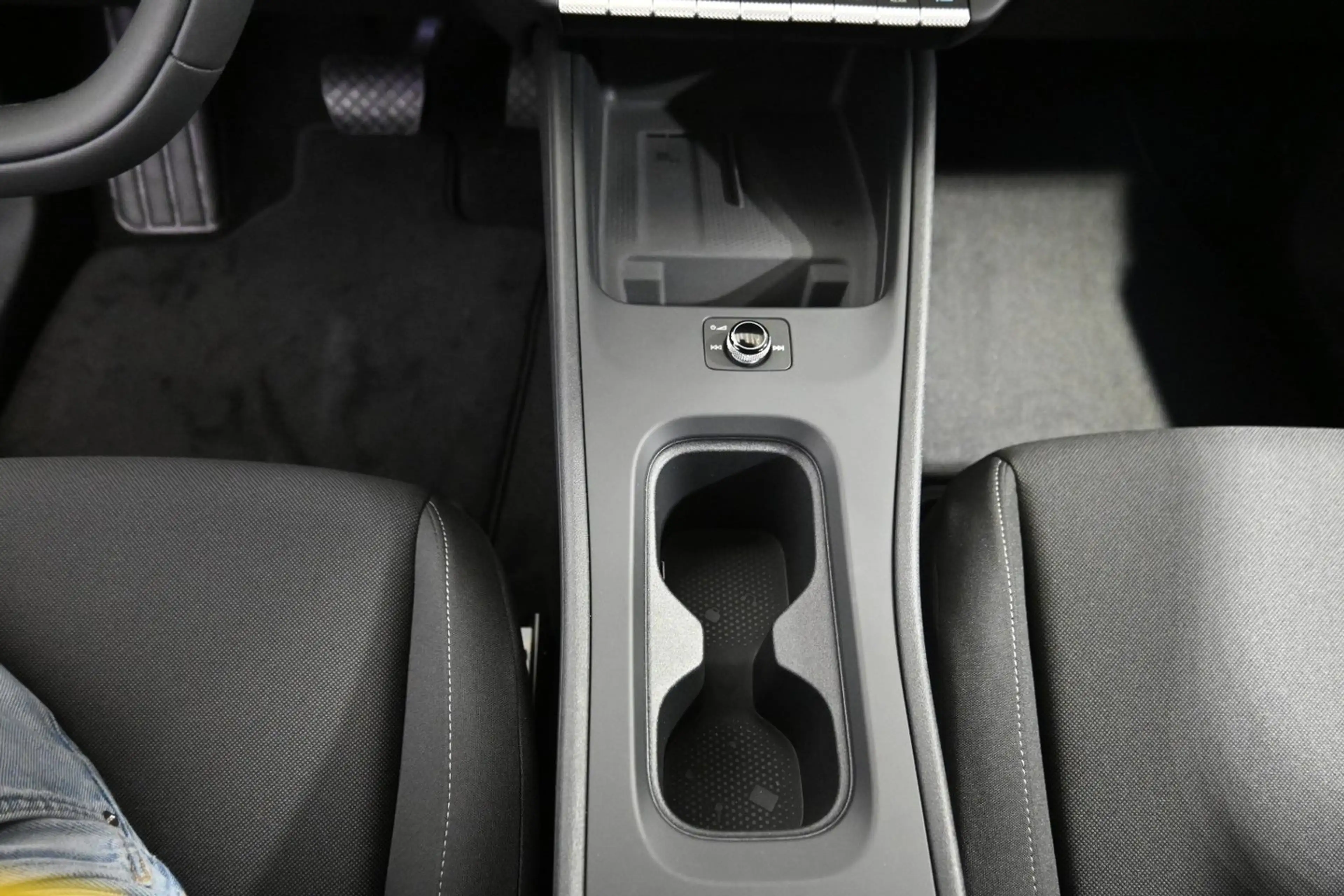 Volkswagen ID. Polo VW ID. Polo Life Edition 155 kW - 52 kWh — photo 8