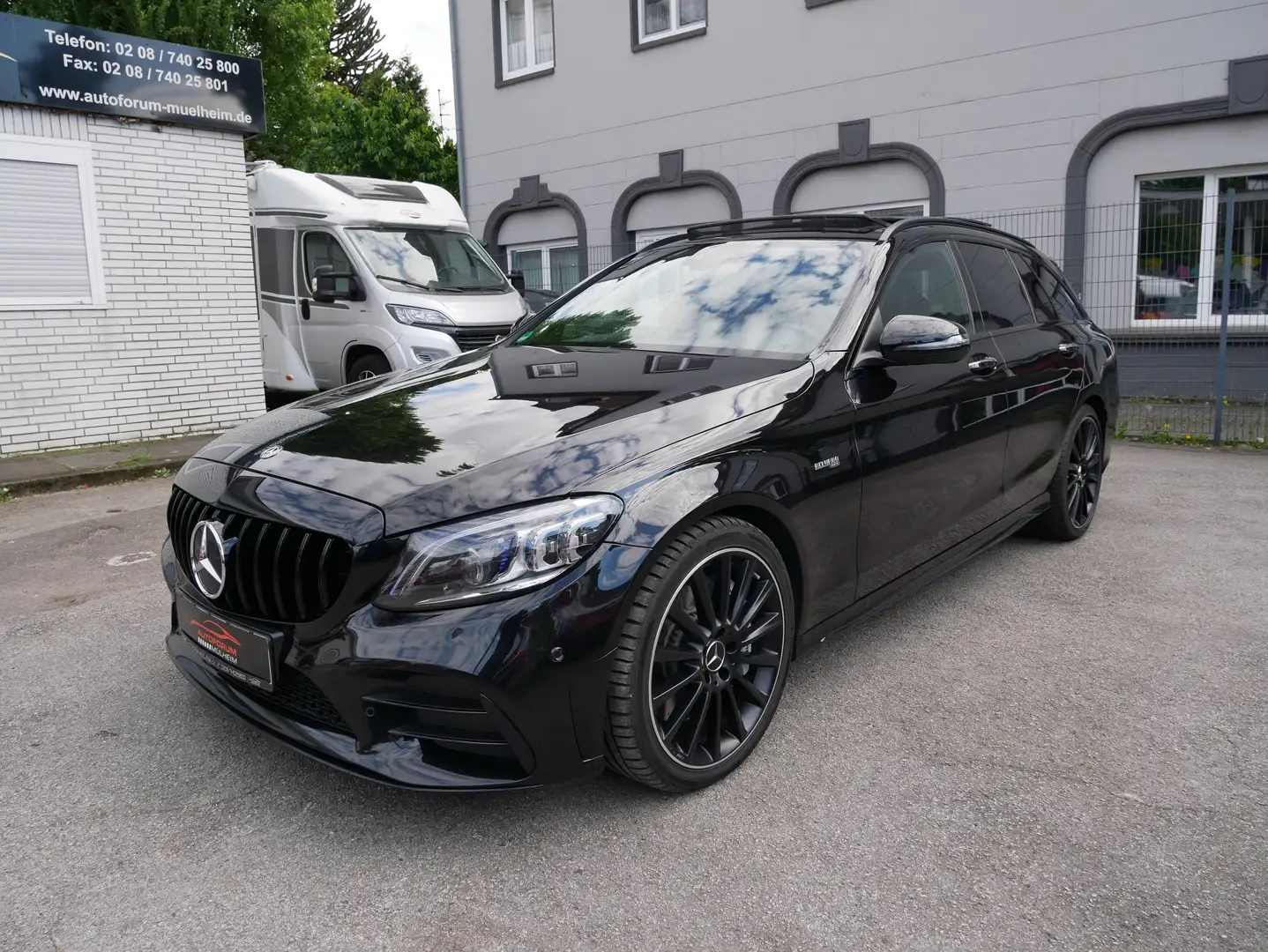 Mercedes-Benz C 43 AMG C 43 T AMG 4Matic Pano Burm LED KeyGo Widescre.Kam Noir - 1