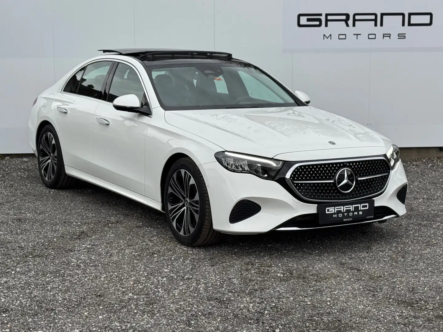 Mercedes-Benz E 220 E 220 d Avantgarde Weiß - 1