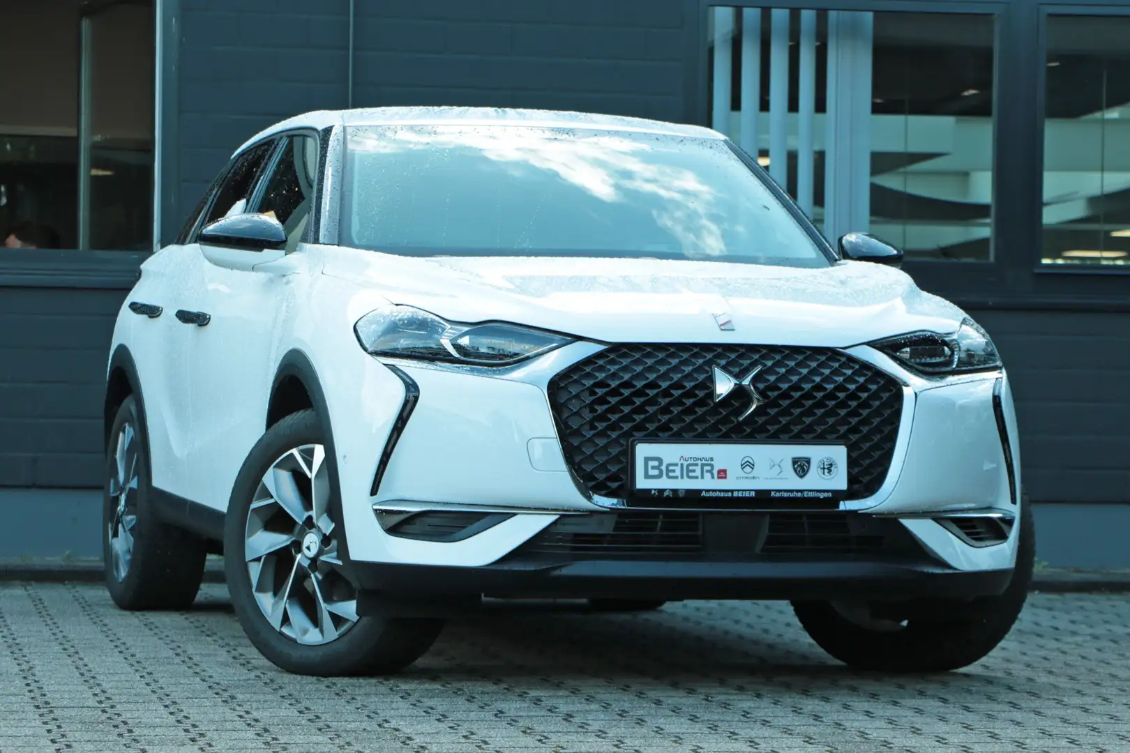 DS Automobiles DS 3 Crossback DS3 Crossback E-Tense Rivoli 136 Head-up/ Navi/ Si Weiß - 2