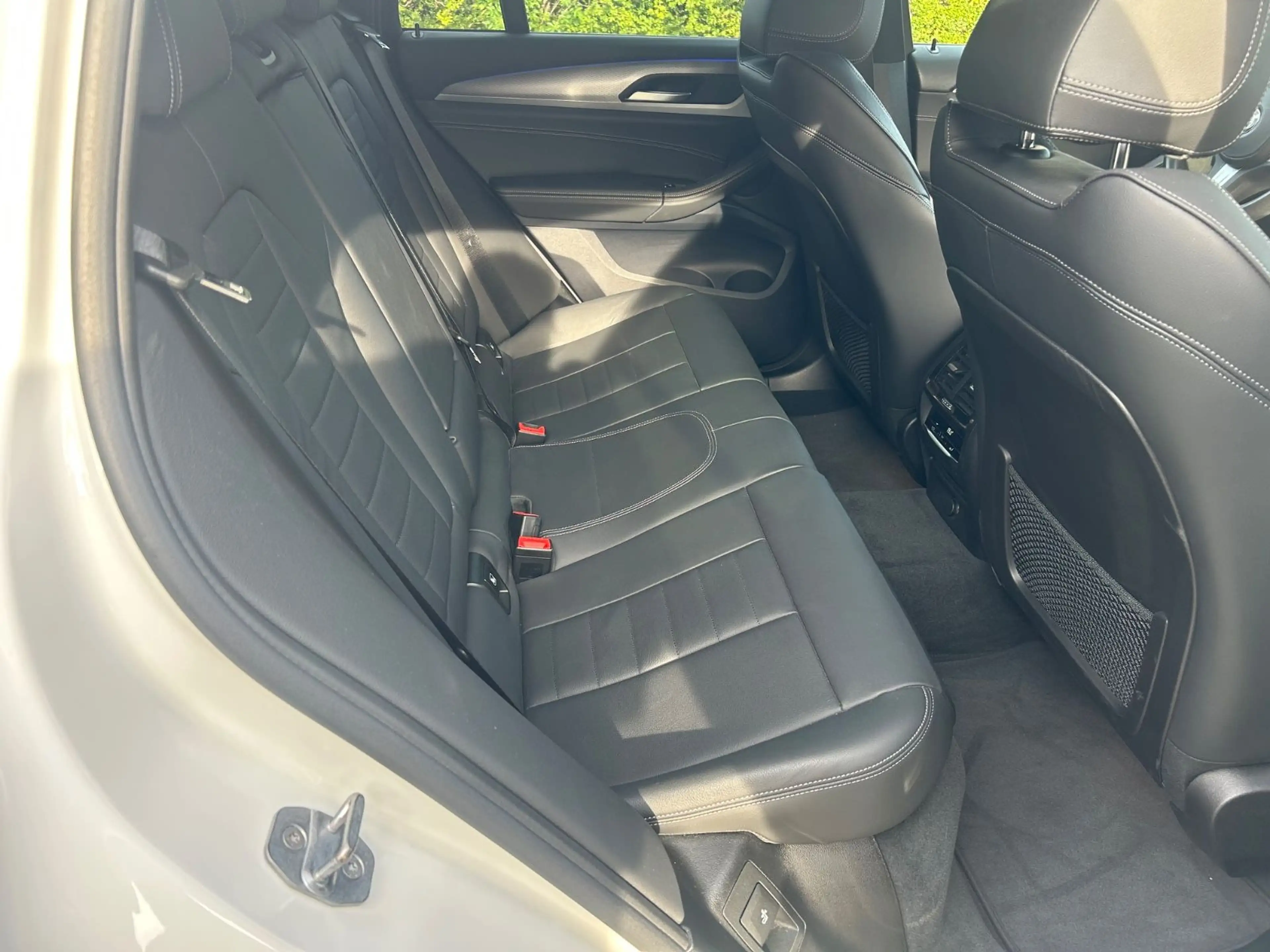 BMW X4 *3,0D*M-Paket*Leder*LED*HeadUp*20 Zoll* — photo 15