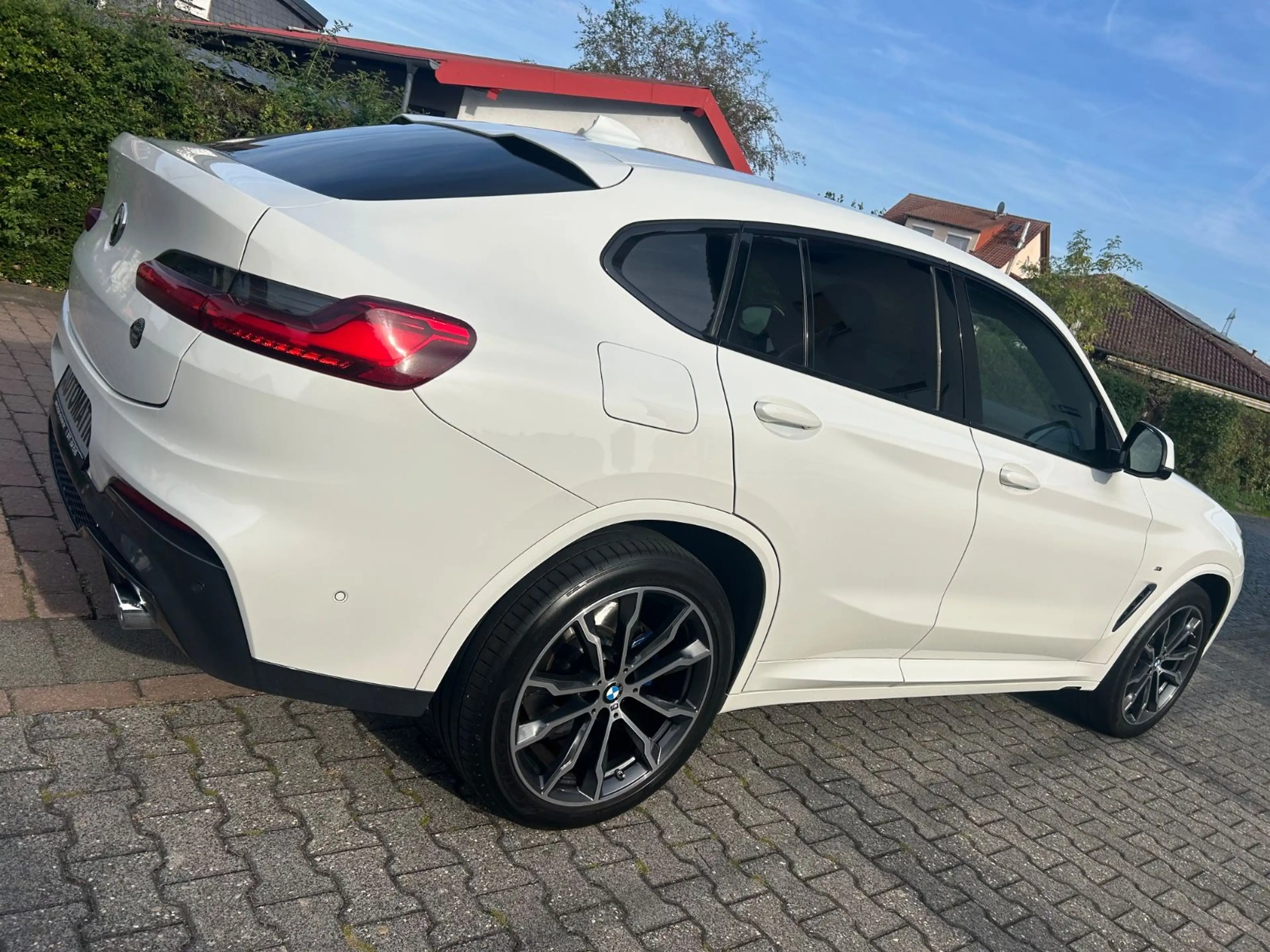 BMW X4 *3,0D*M-Paket*Leder*LED*HeadUp*20 Zoll* — photo 9