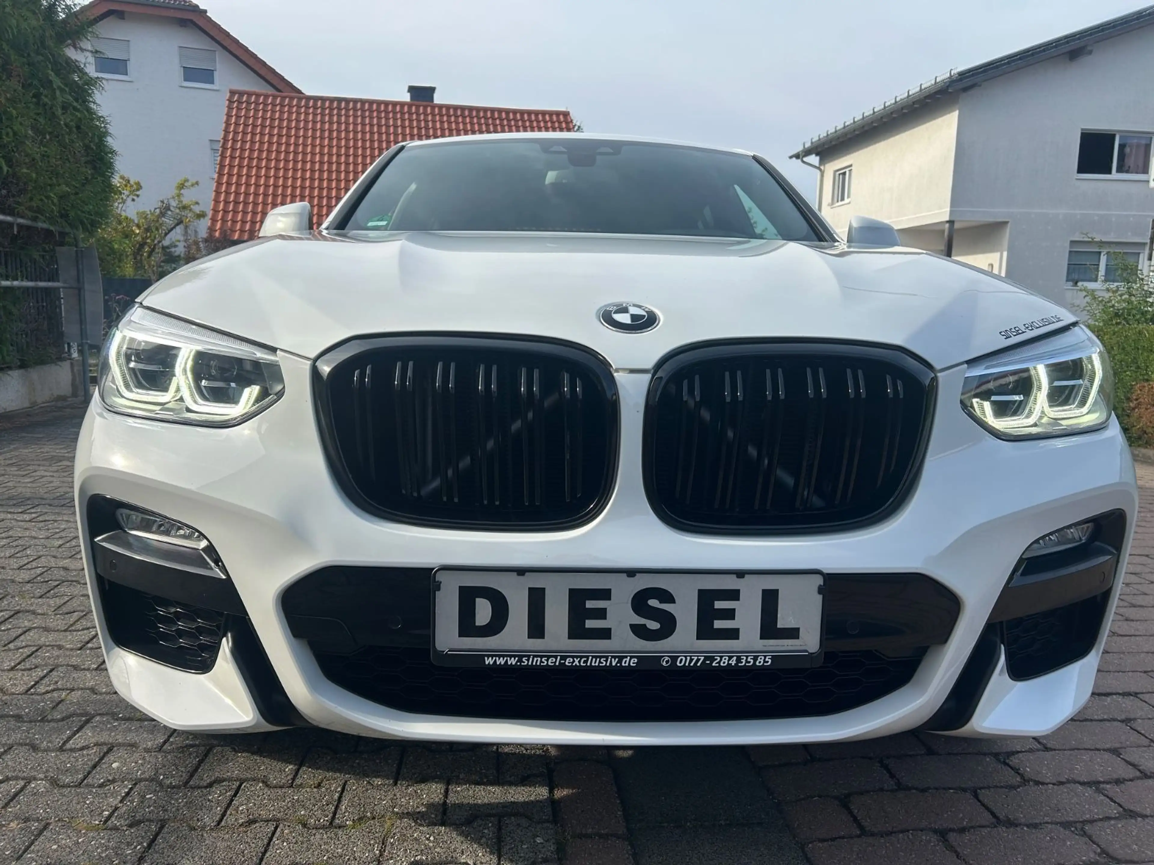BMW X4 *3,0D*M-Paket*Leder*LED*HeadUp*20 Zoll* — photo 6
