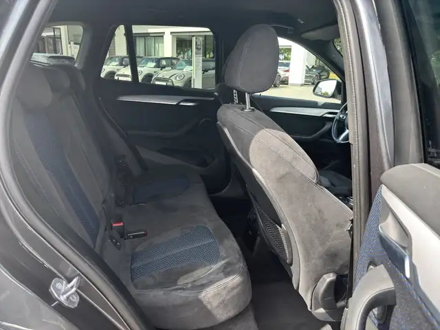 BMW X1 view 15