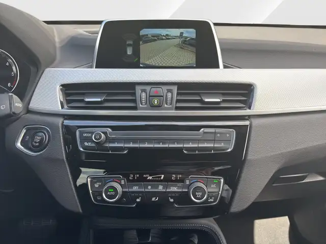 BMW X1 view 10