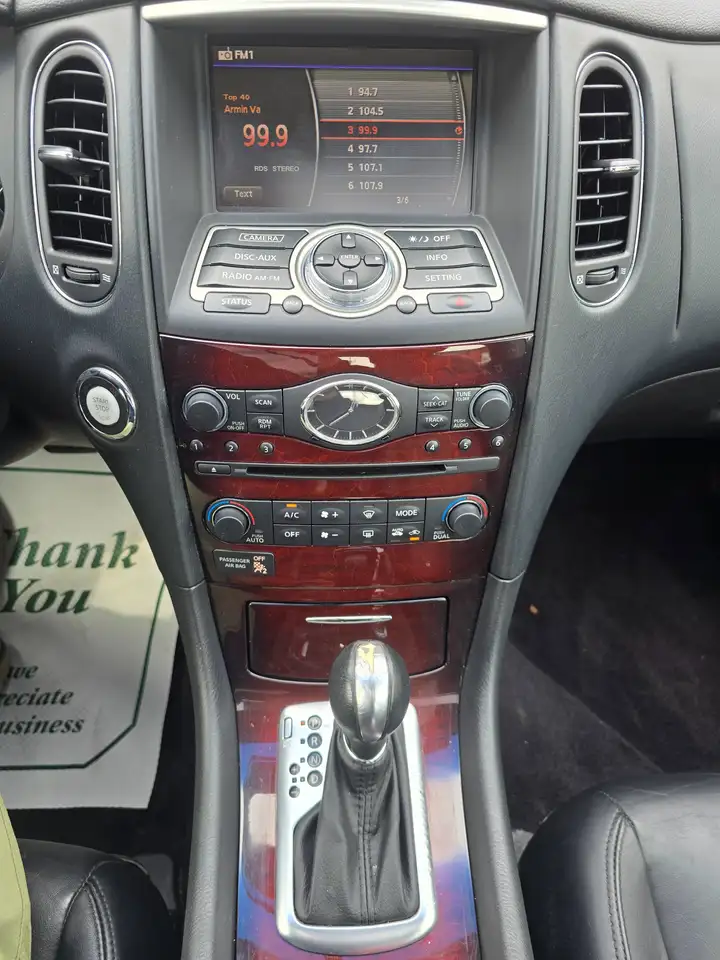 Infiniti QX50 снимка Infiniti QX50
