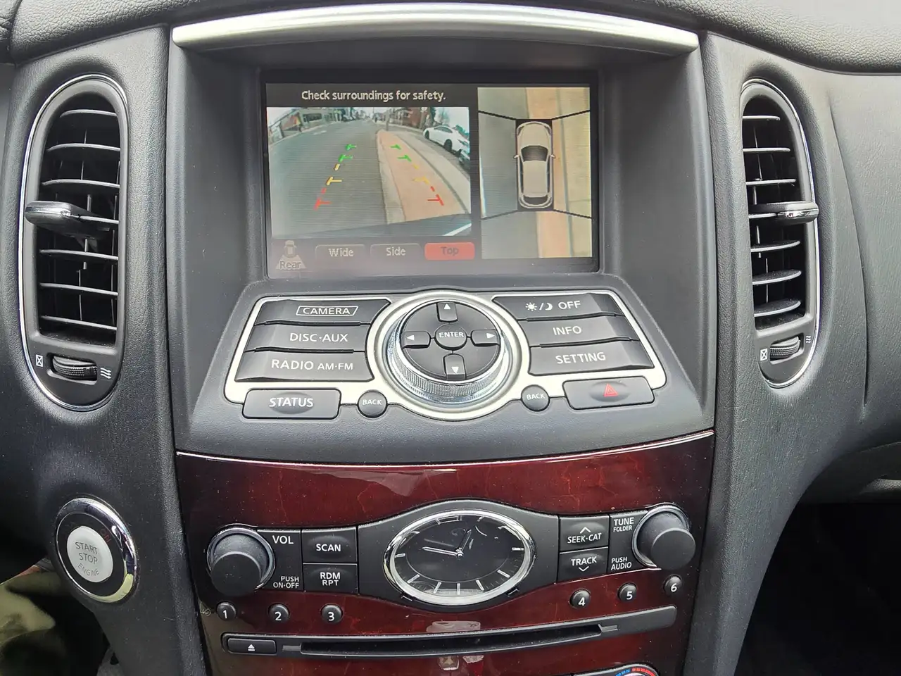 Infiniti QX50 снимка Infiniti QX50