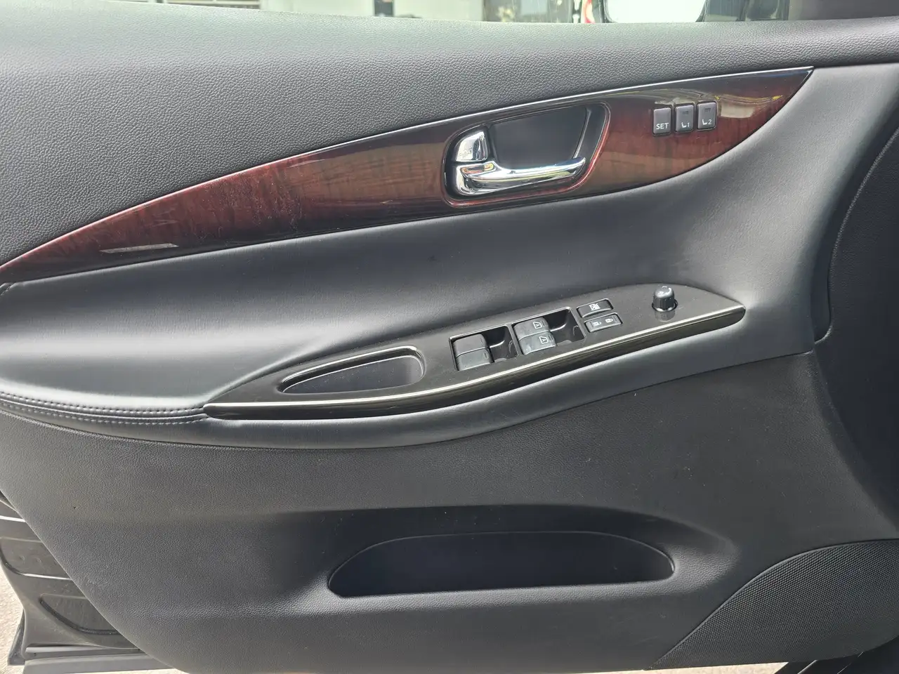 Infiniti QX50 снимка Infiniti QX50