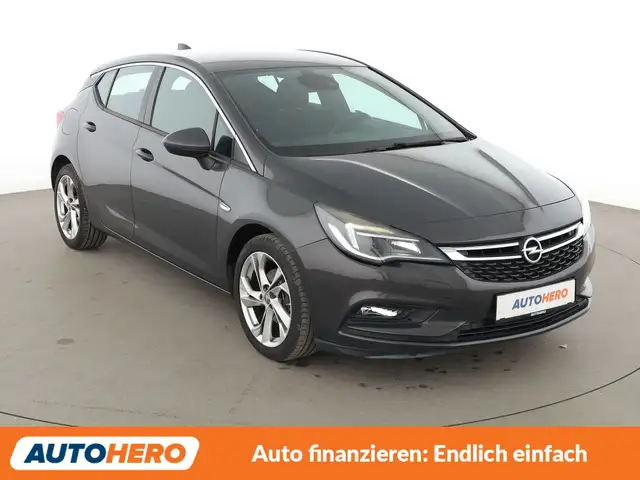 Opel Astra view 8