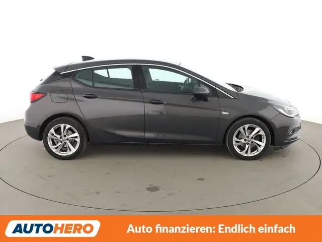 Opel Astra view 7