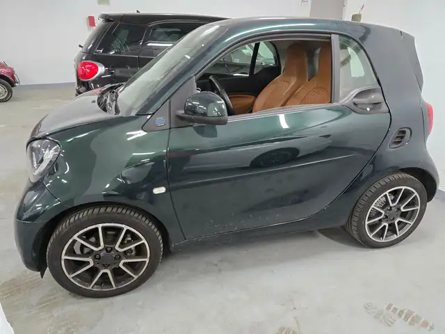 smart forTwo Fortwo eq British Green 22kW