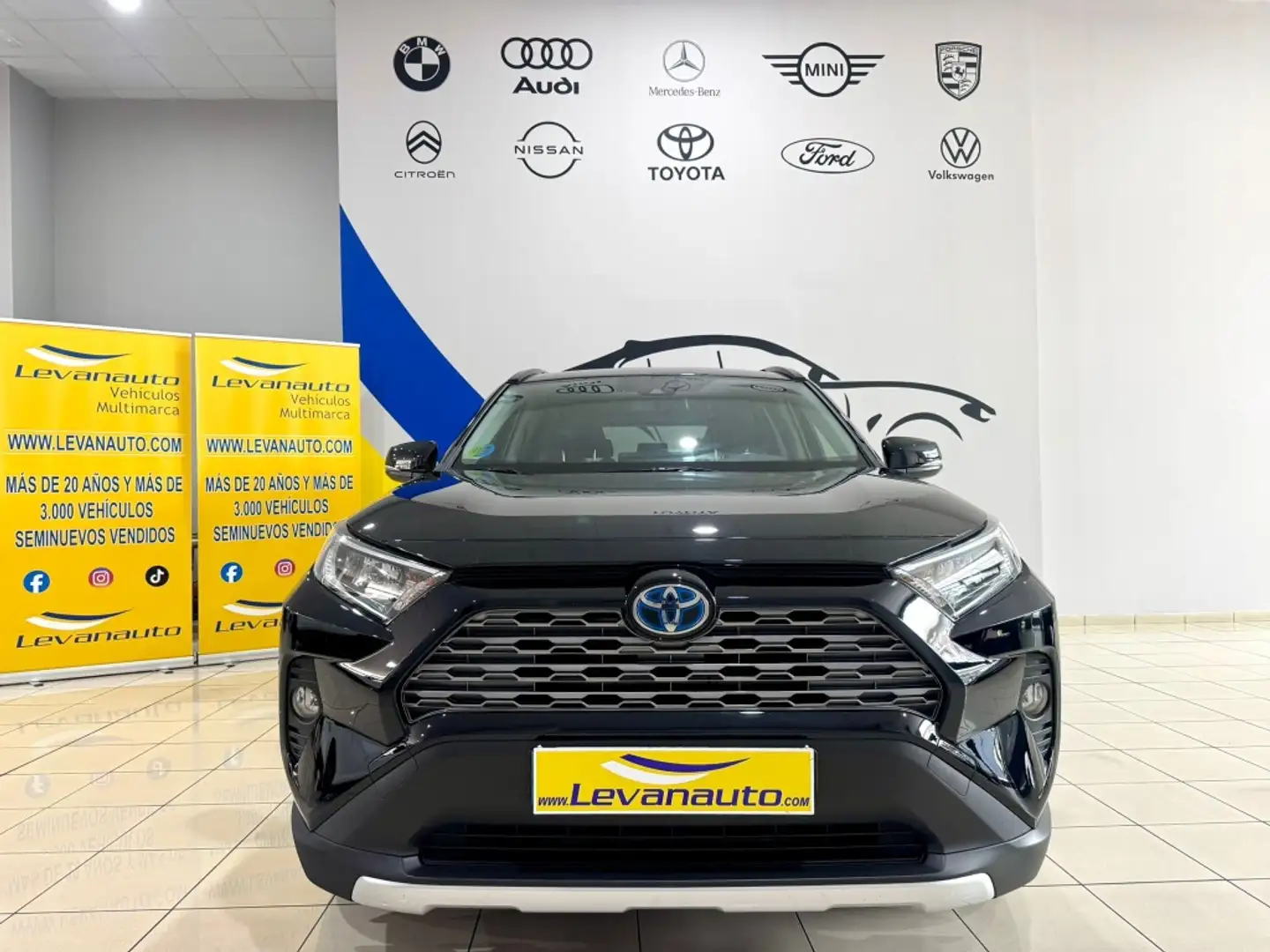 Toyota RAV 4 2.5 hybrid 2WD Advance Plus Noir - 2