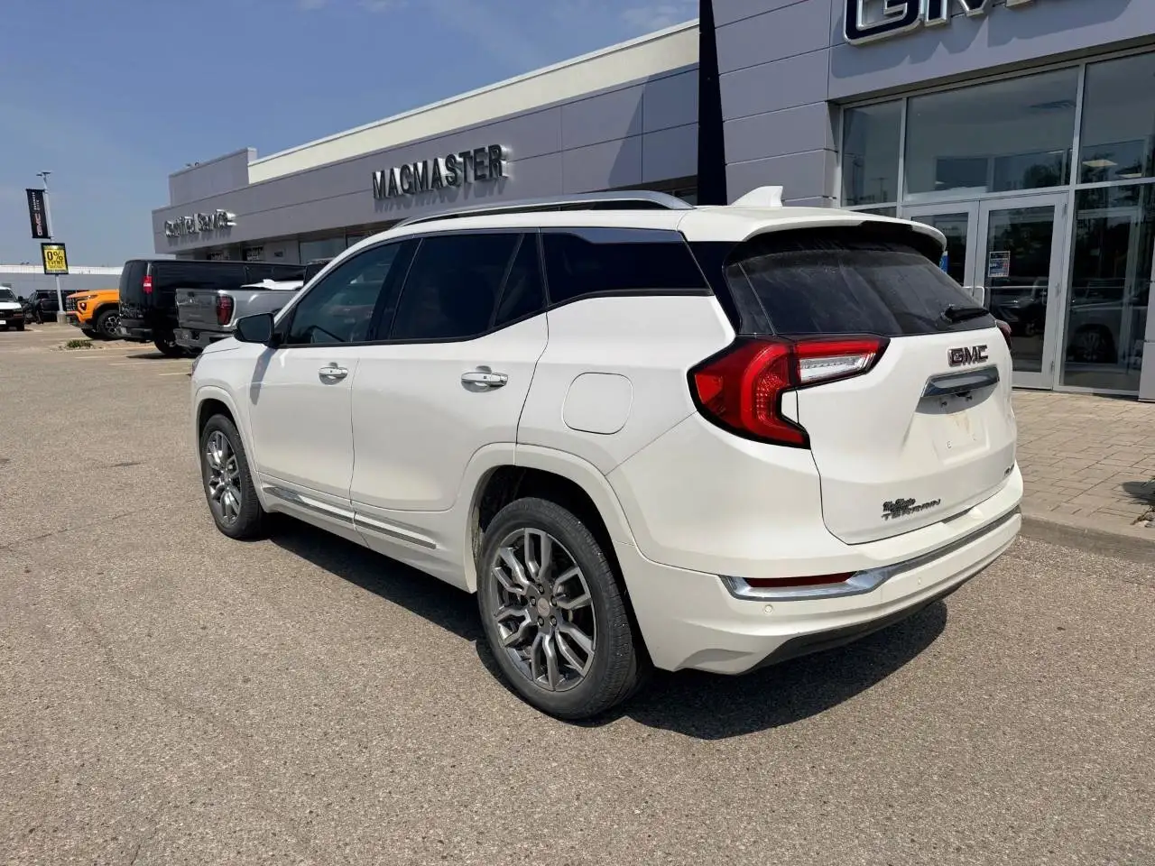 GMC Terrain photo GMC Terrain