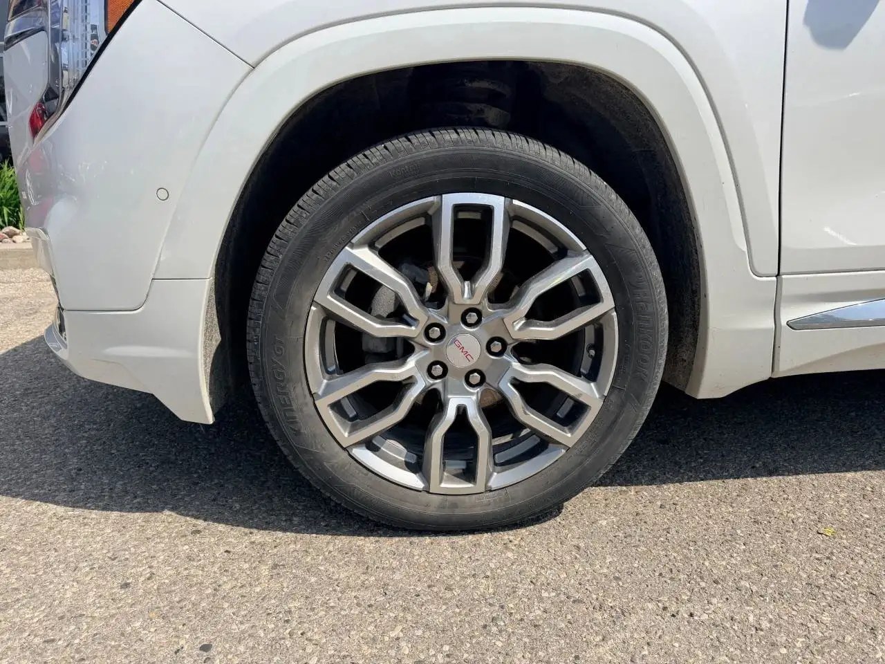 GMC Terrain photo GMC Terrain