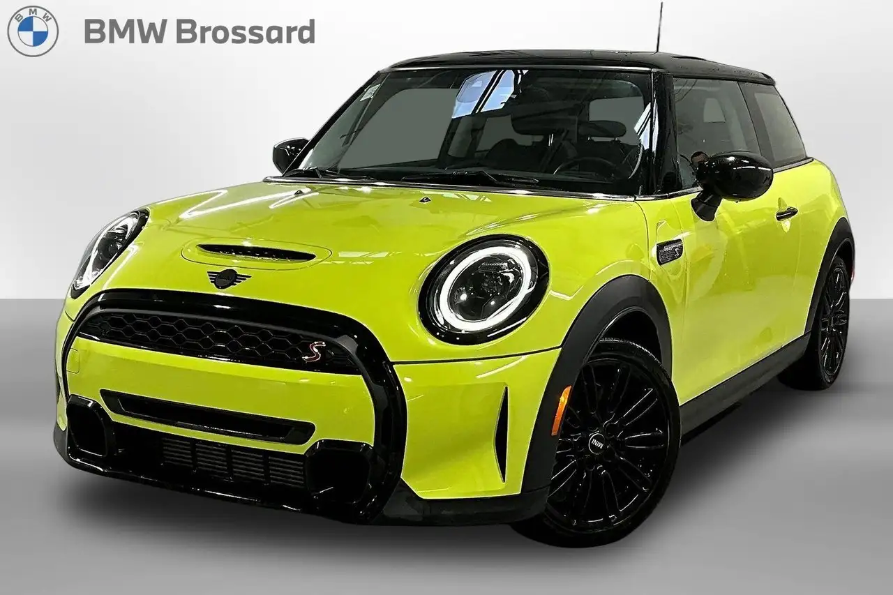 2023 MINI 3 Door