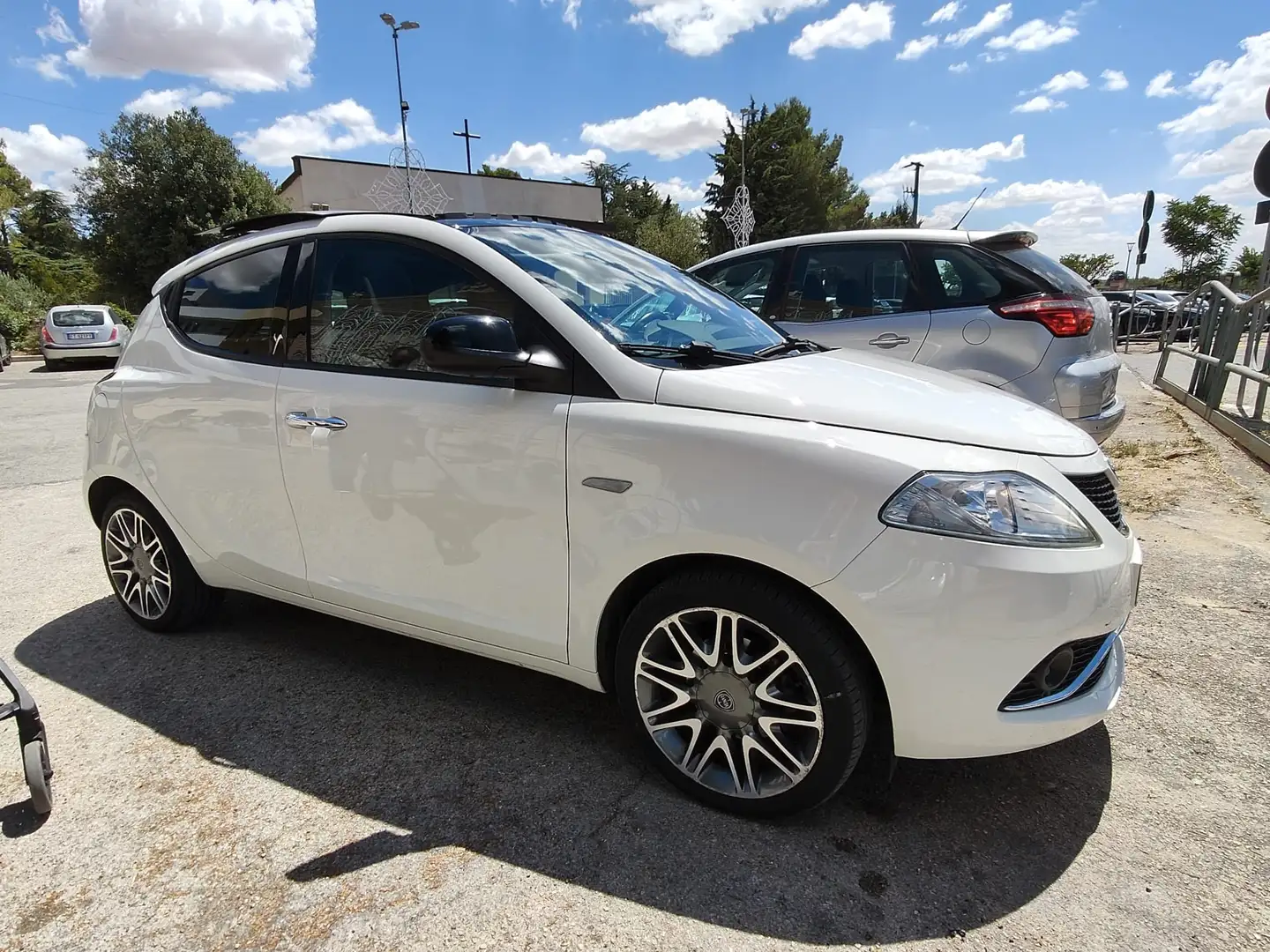 Lancia Ypsilon Ypsilon 1.3 mjt Platinum s Bianco - 1