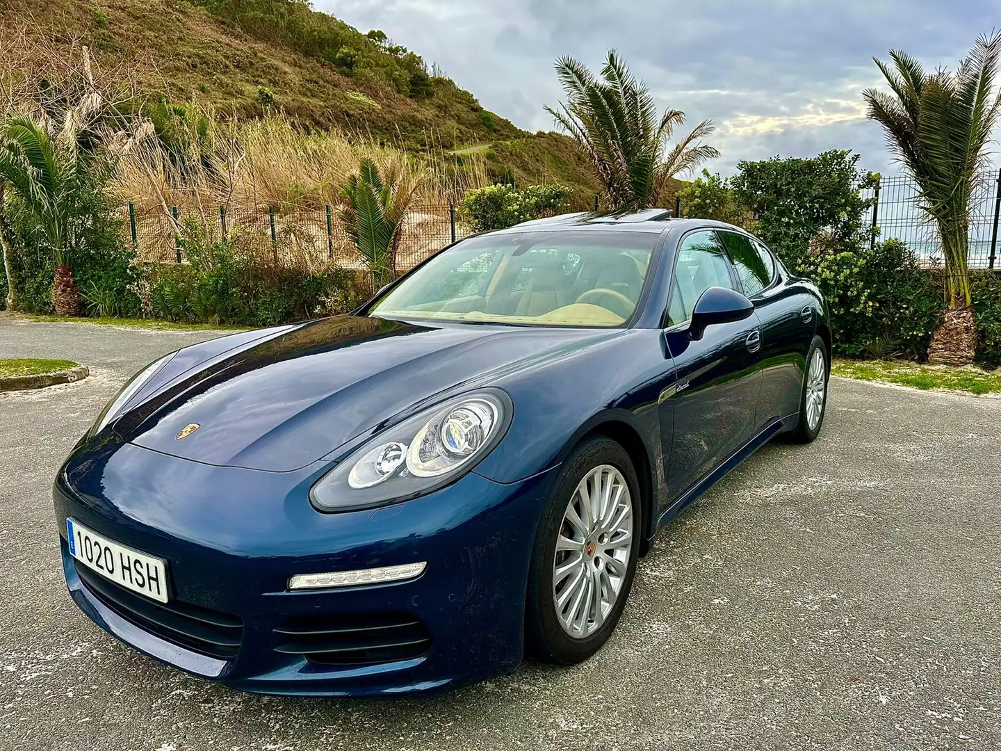 Porsche Panamera Diesel Azul - 2