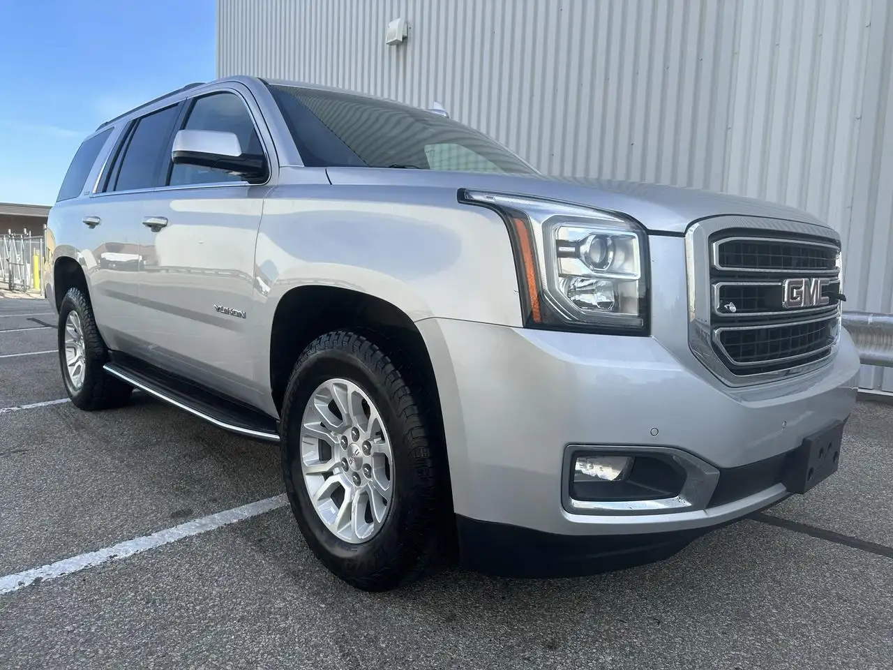 GMC Yukon снимка GMC Yukon